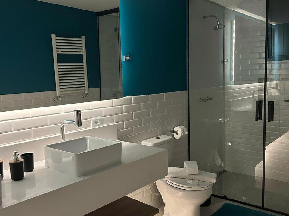 Superior King Suite photo 1