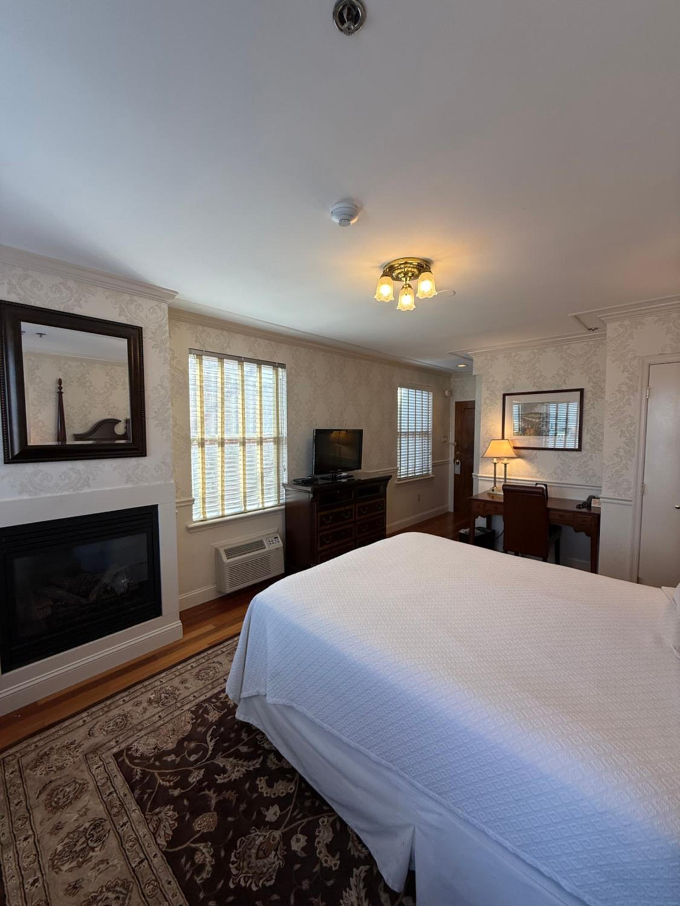 Superior Queen Room