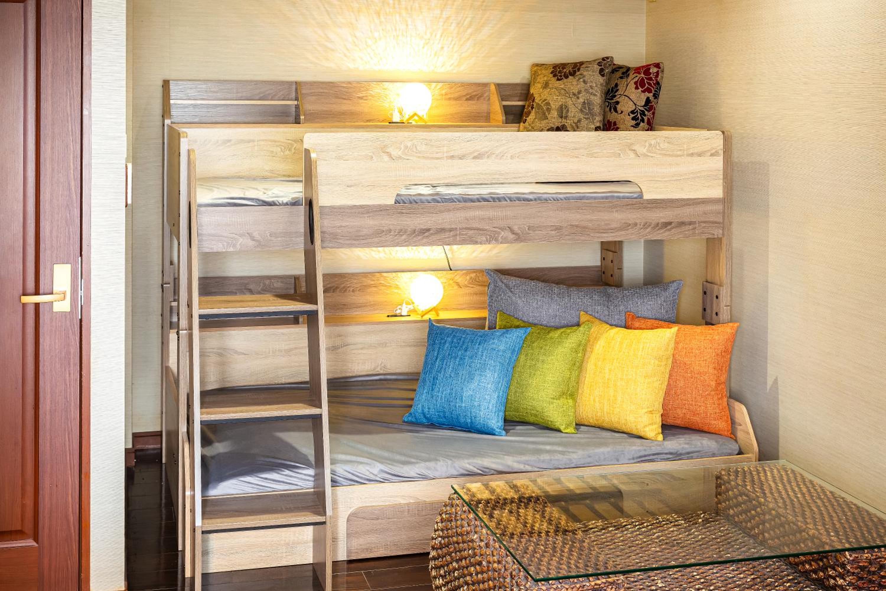 Royal Room with Stone Sauna (with Bunk Beds) - Photo 4