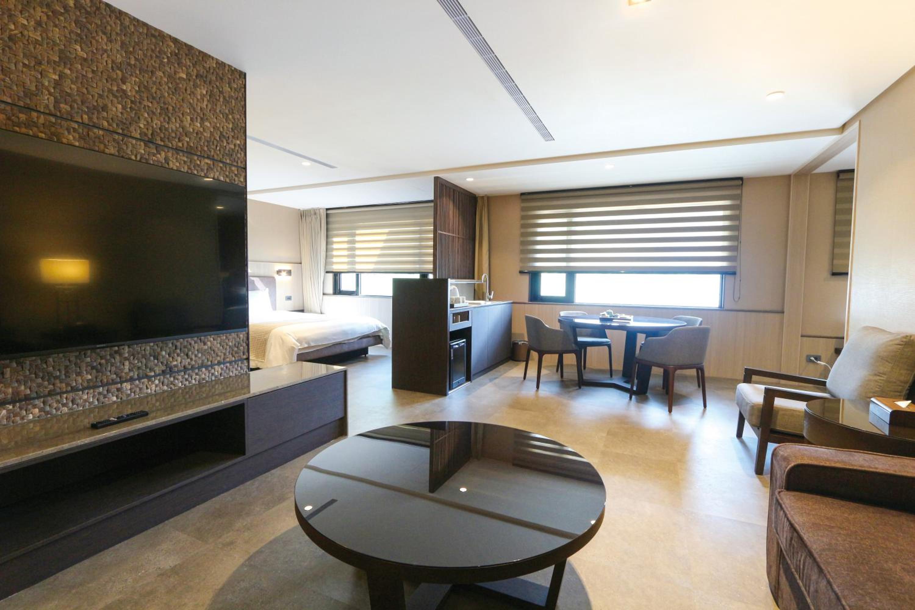 Quadruple Room with Mountain View photo 1