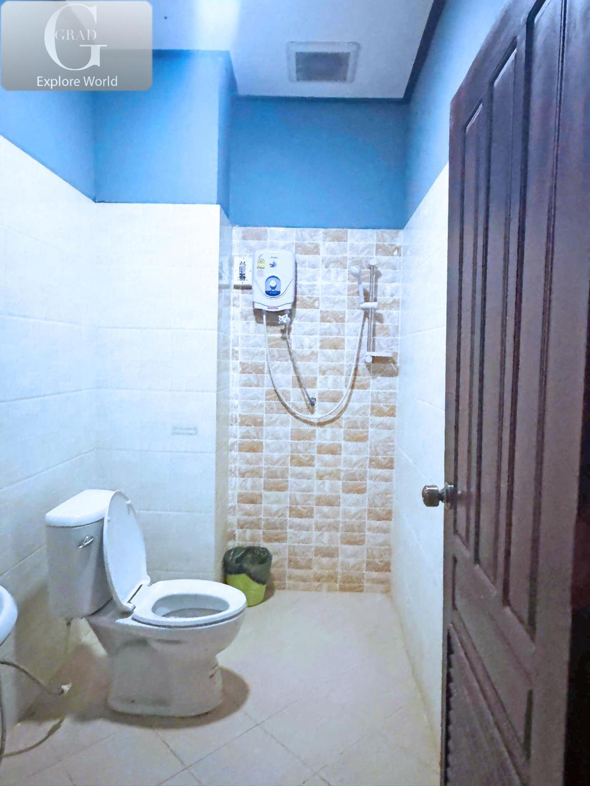 Deluxe Double or Twin Room - Photo 14