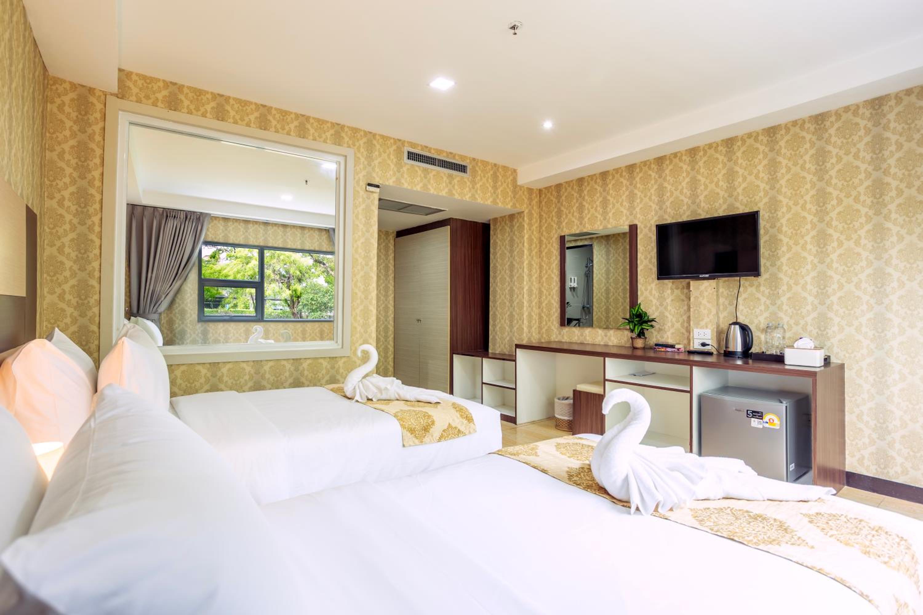 Superior Twin Room