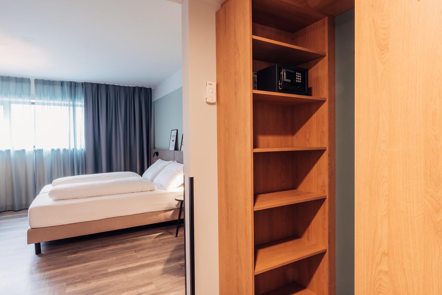 Large Double Room photo 1