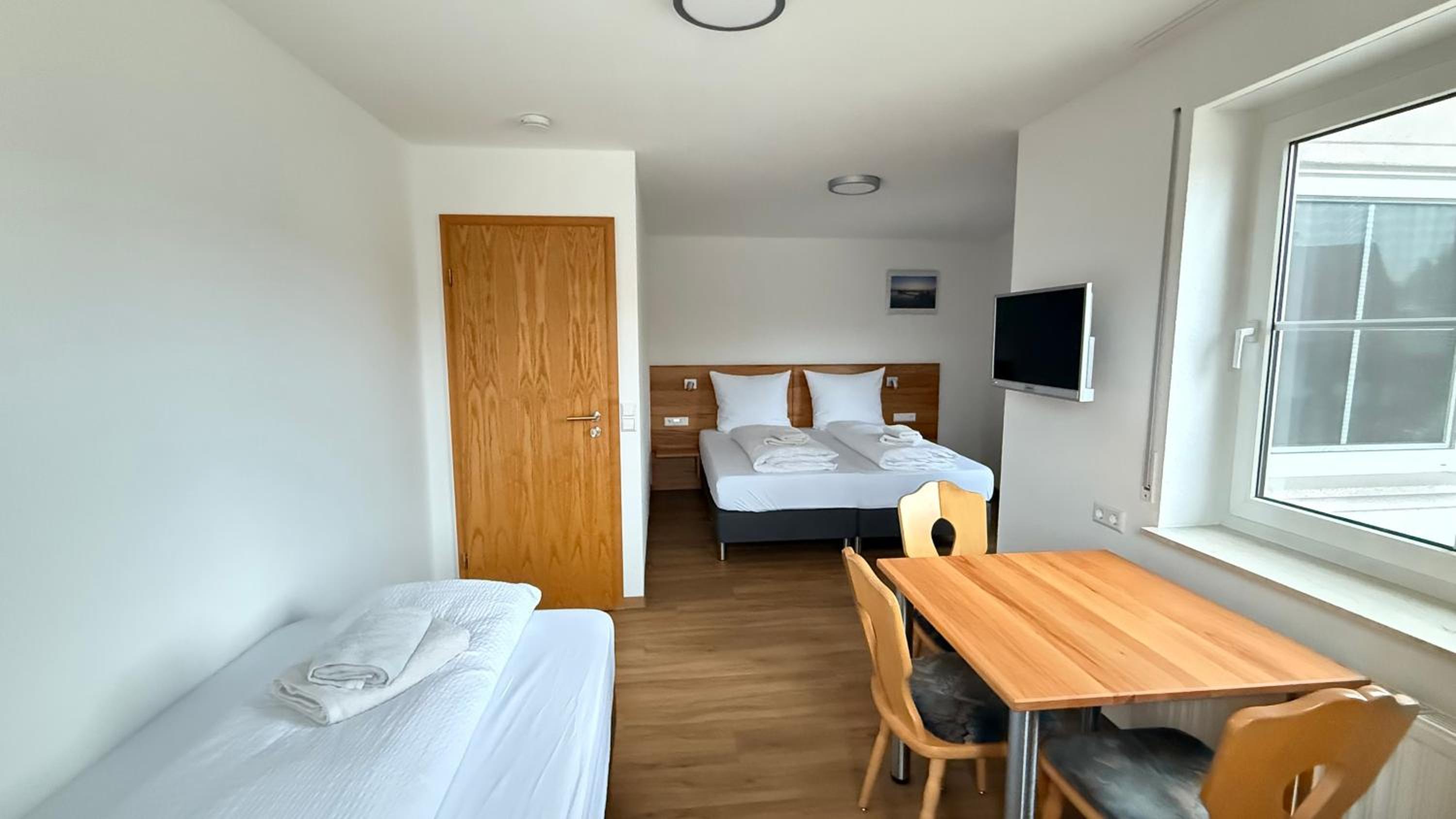 Standard Triple Room photo 2