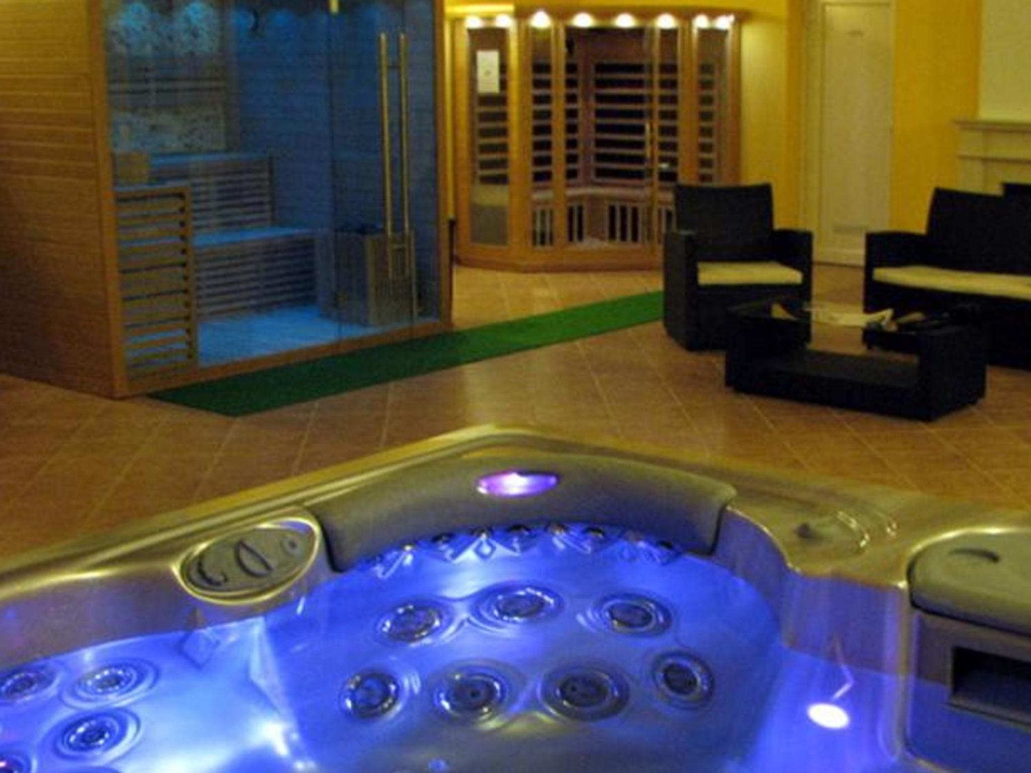 Superior Quadruple Room - Photo 2