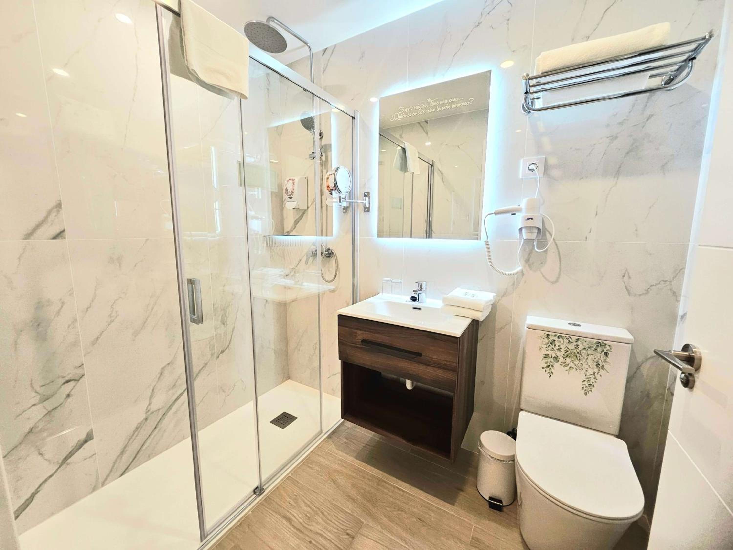 Large Double Room