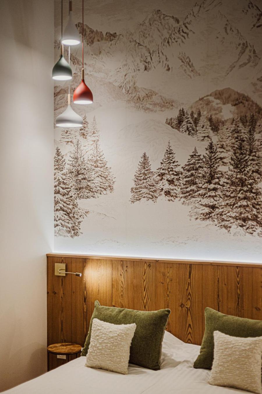 Chalet Family Room - Disabled Access photo 3