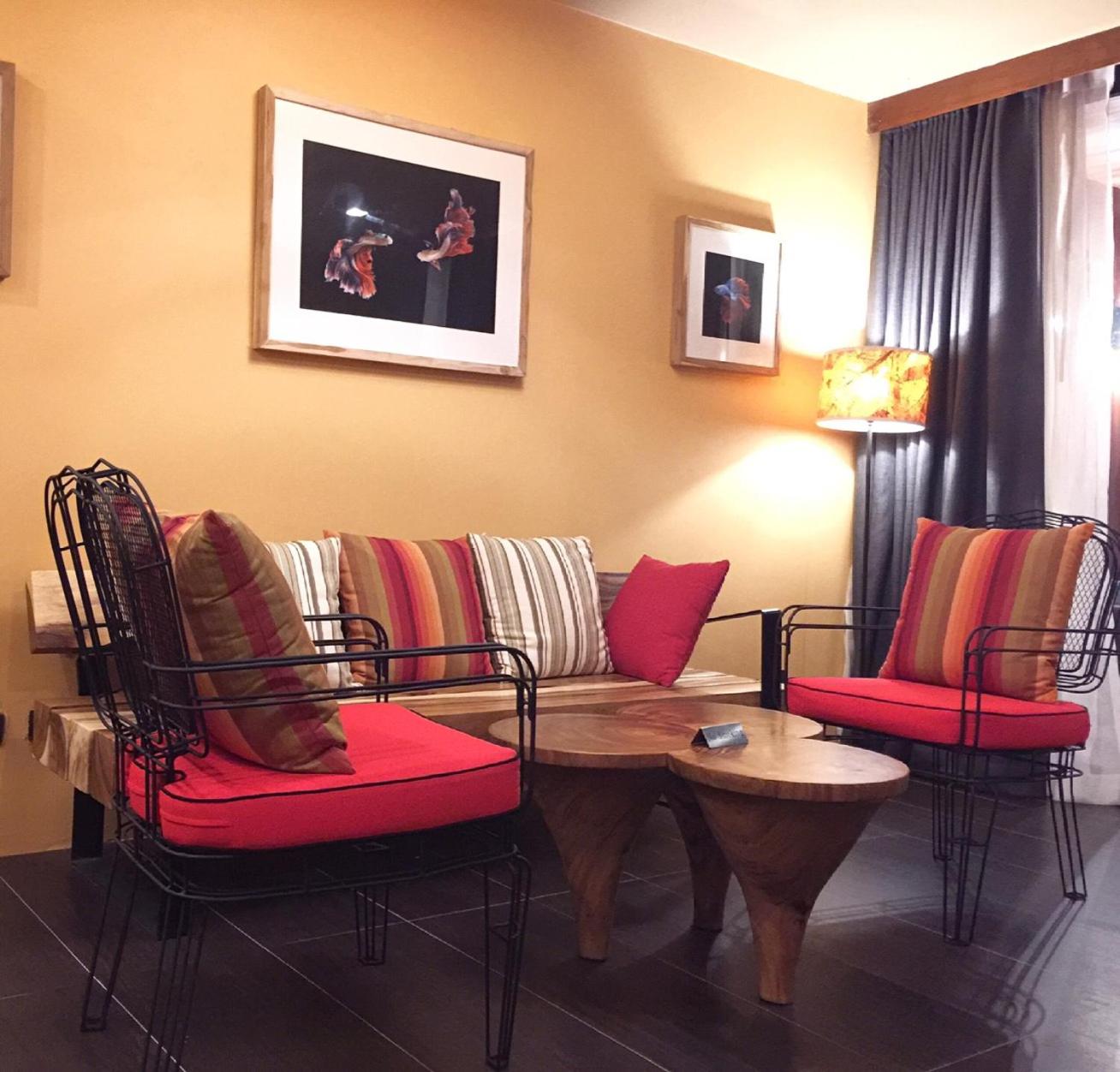 Suite with Private Pool - Photo 10