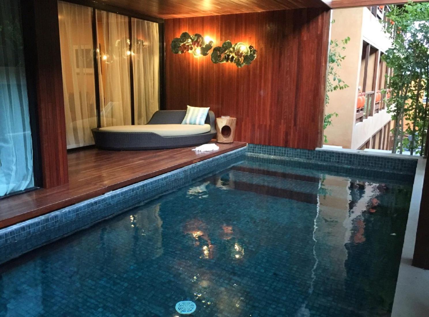Suite with Private Pool - Photo 5