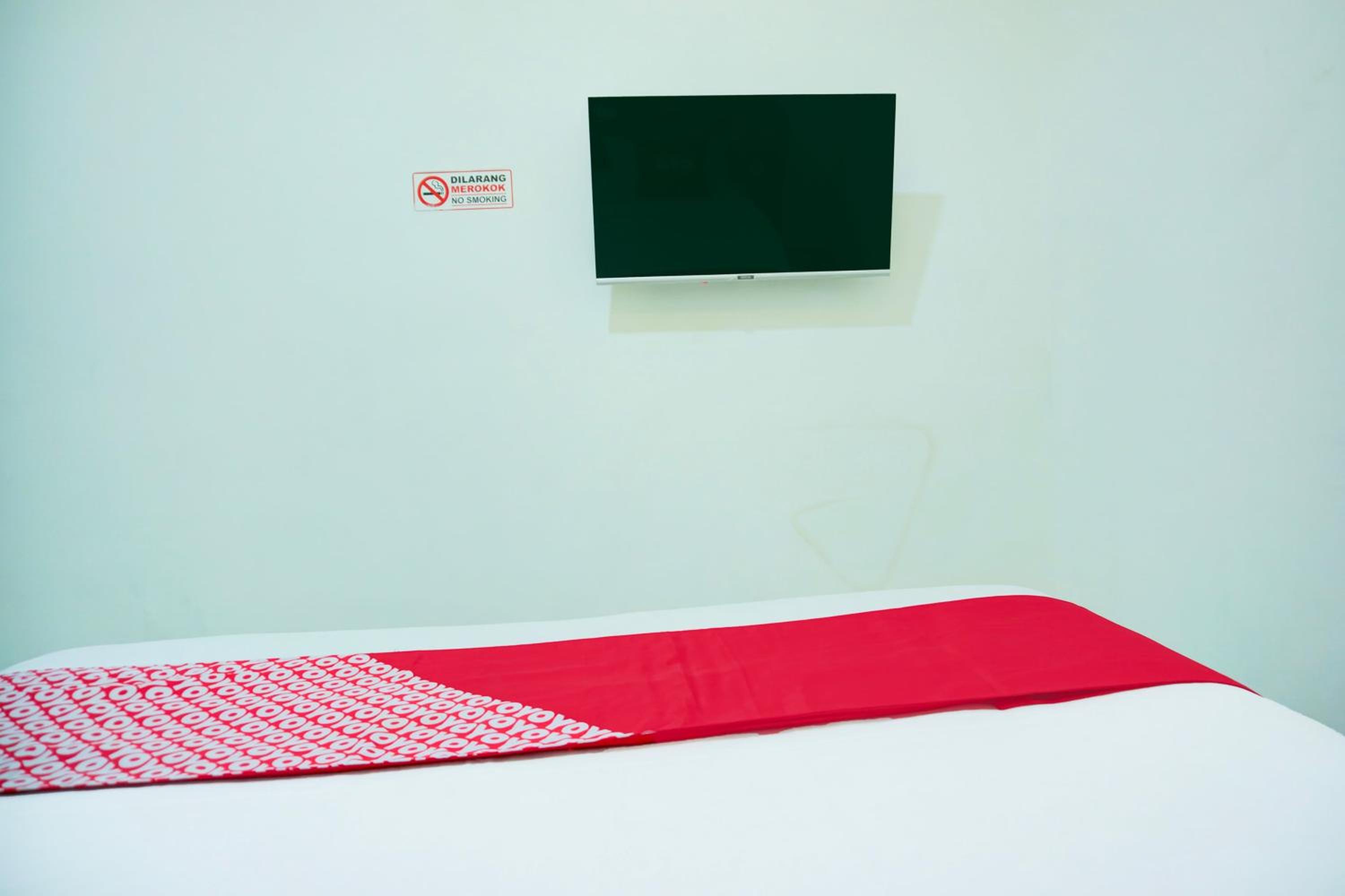 Standard Double Room - Photo 7