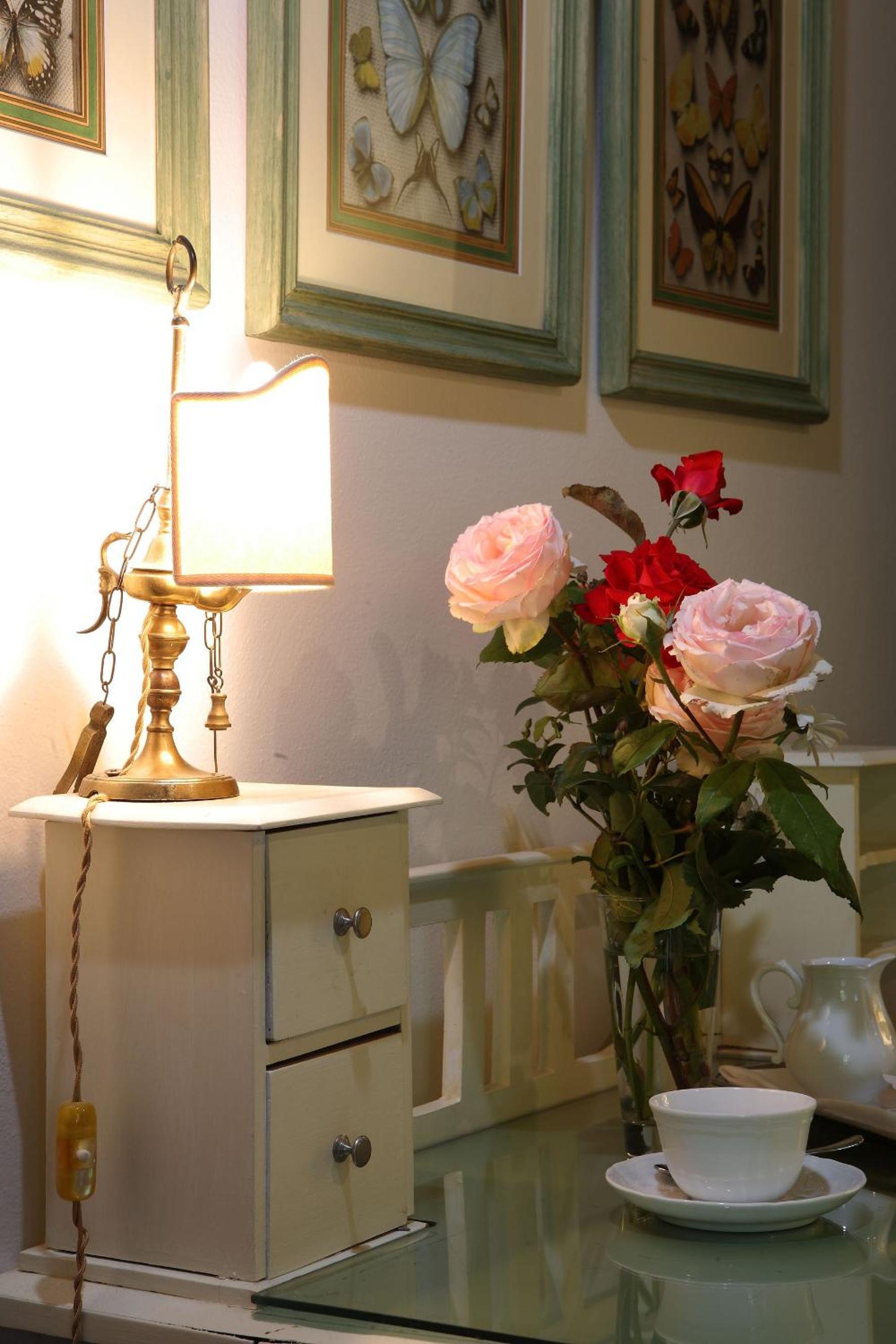 Classic Double Room - Photo 14