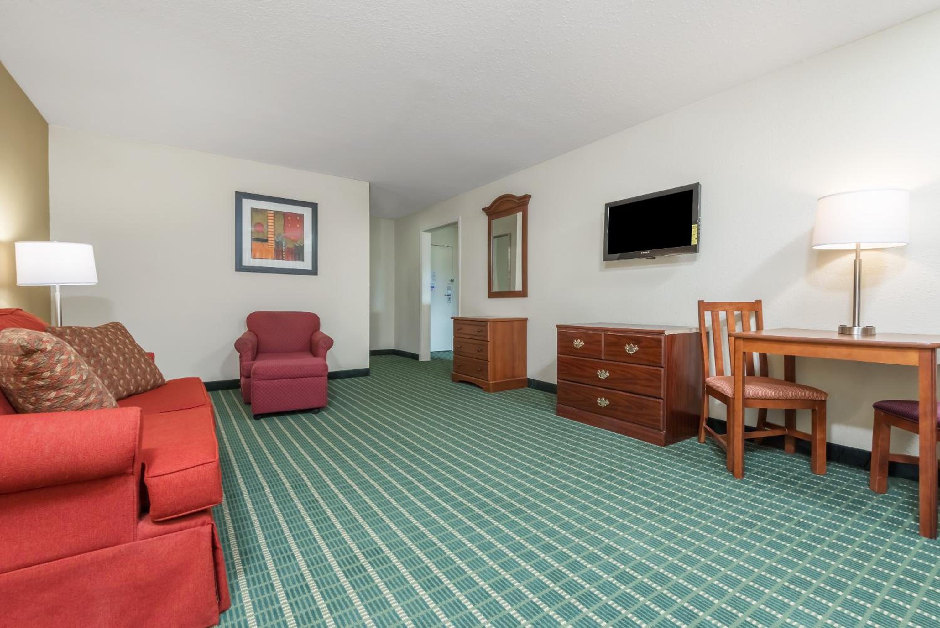 One-Bedroom Suite with 1 King Bed  Non-Smoking photo 3