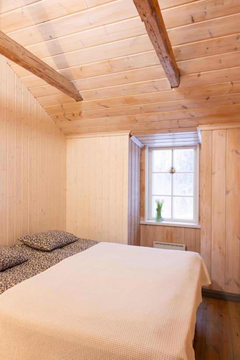 Double or Twin Room with Shared Bathroom