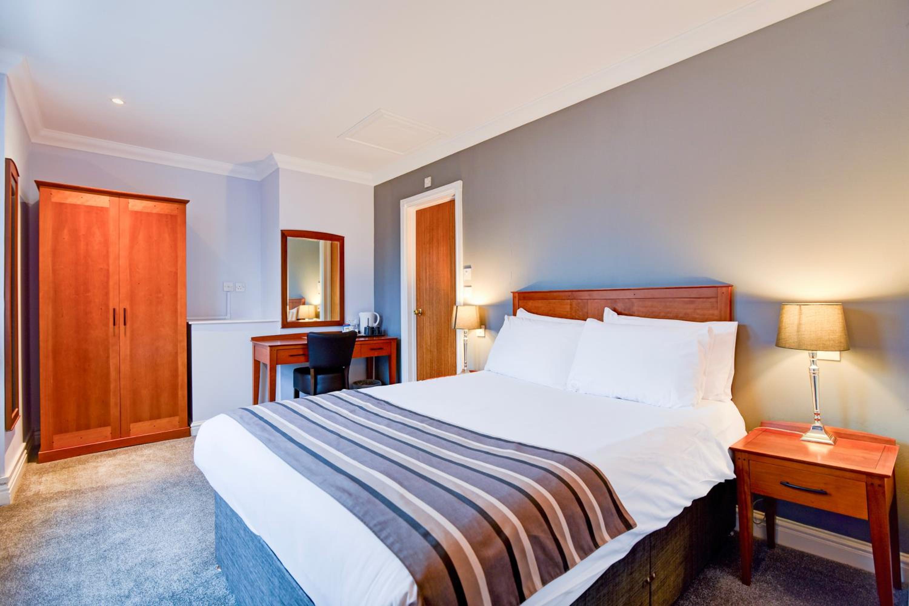 Double Room - Disability Access photo 1