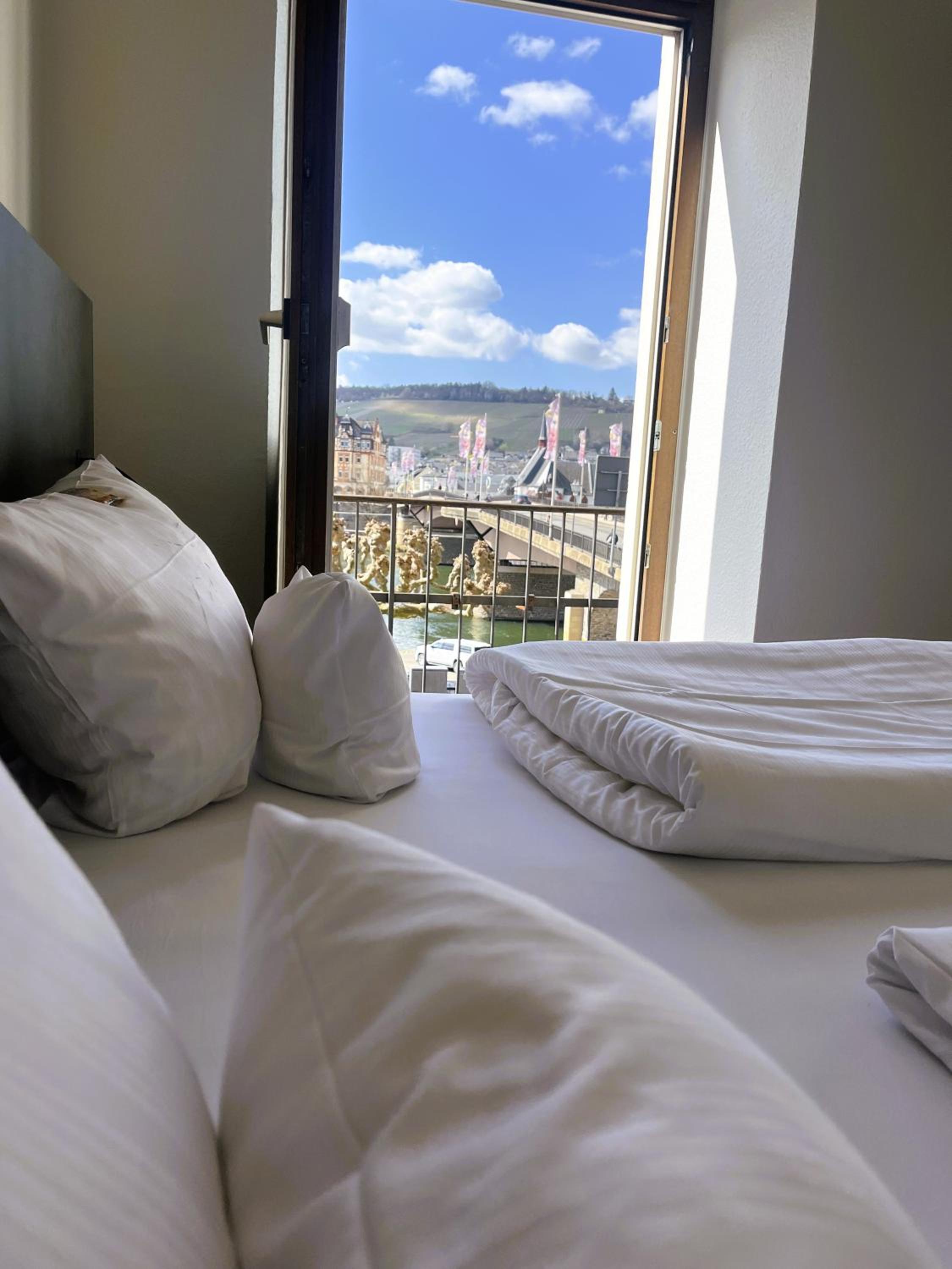 Double Room with Balcony photo 2