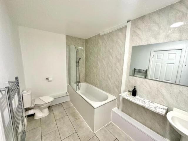 Standard Single Room- Shared Bathroom