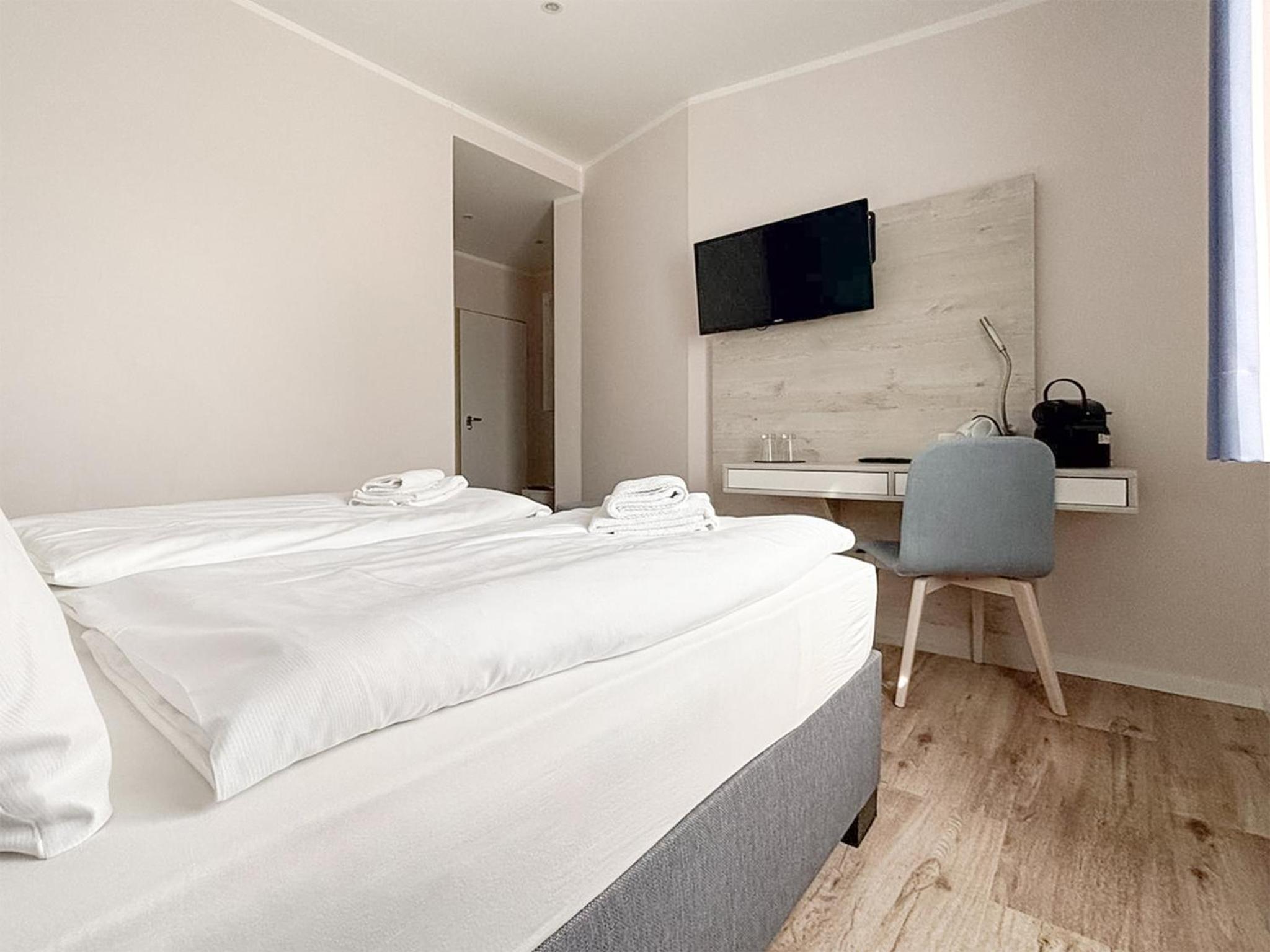 Standard Double Room photo 2