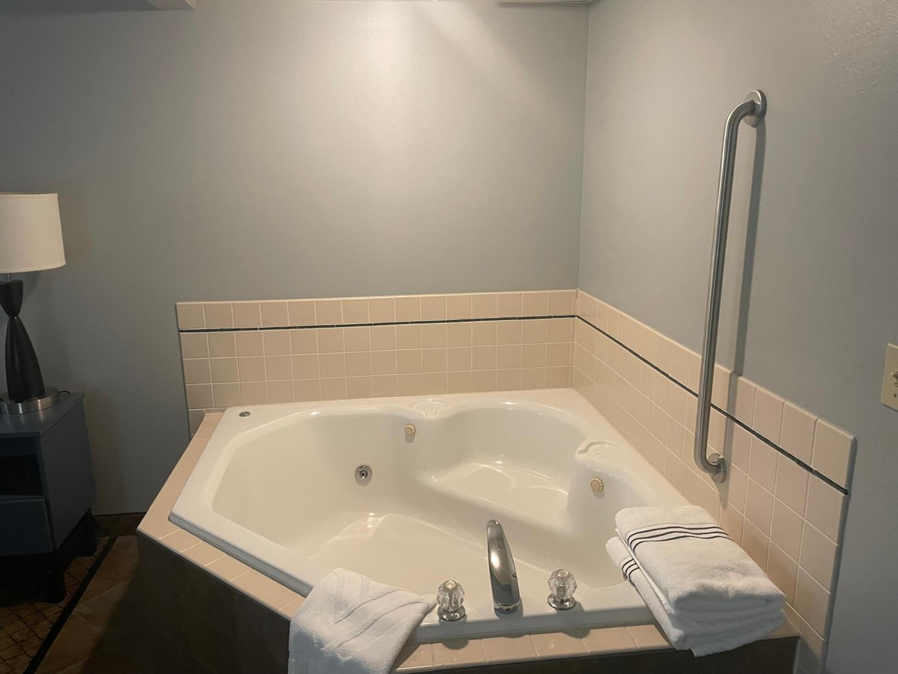 1 King Bed, Premier Junior Suite, Non-Smoking - Photo 4