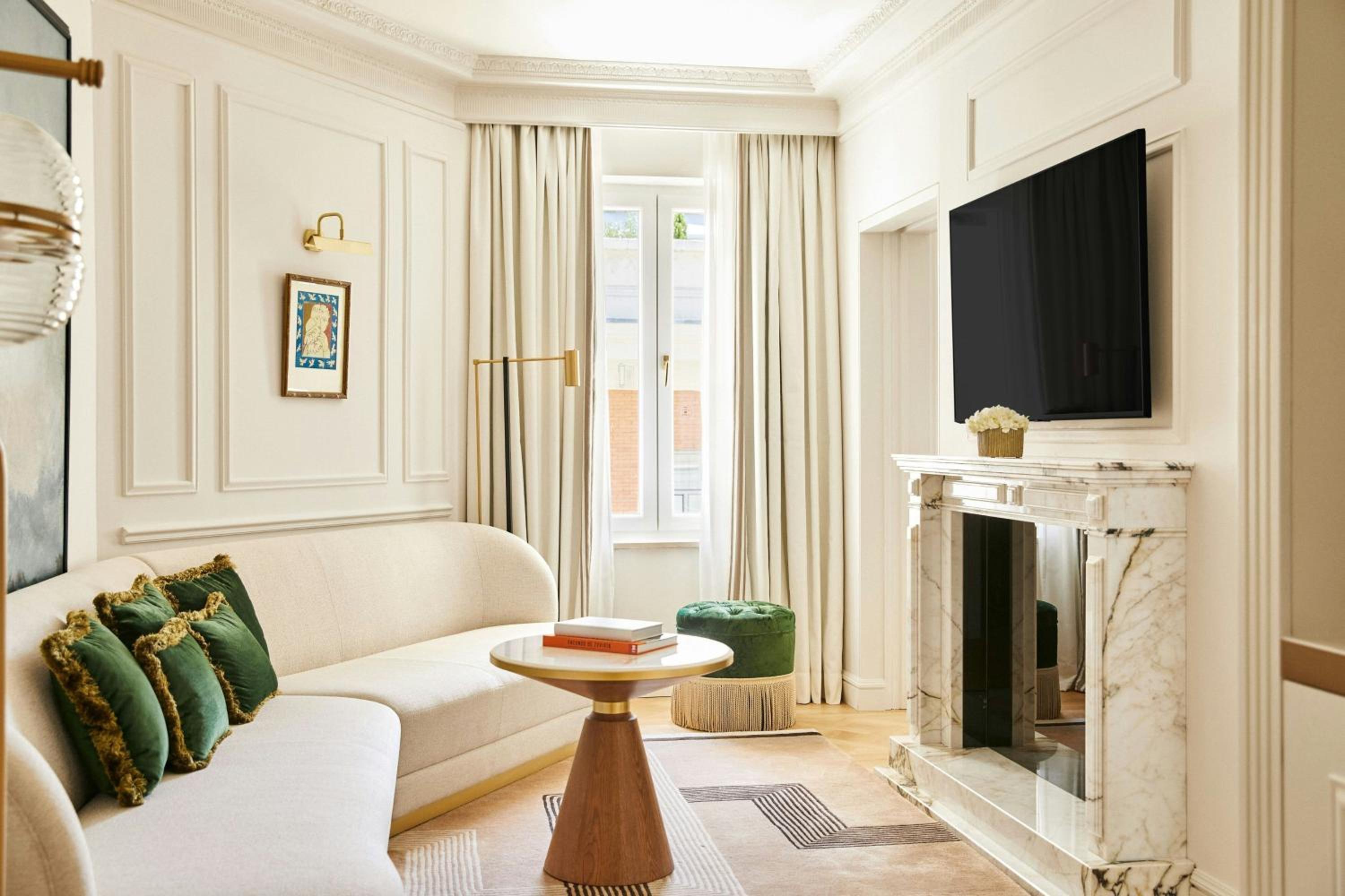 One-Bedroom Palace King Suite