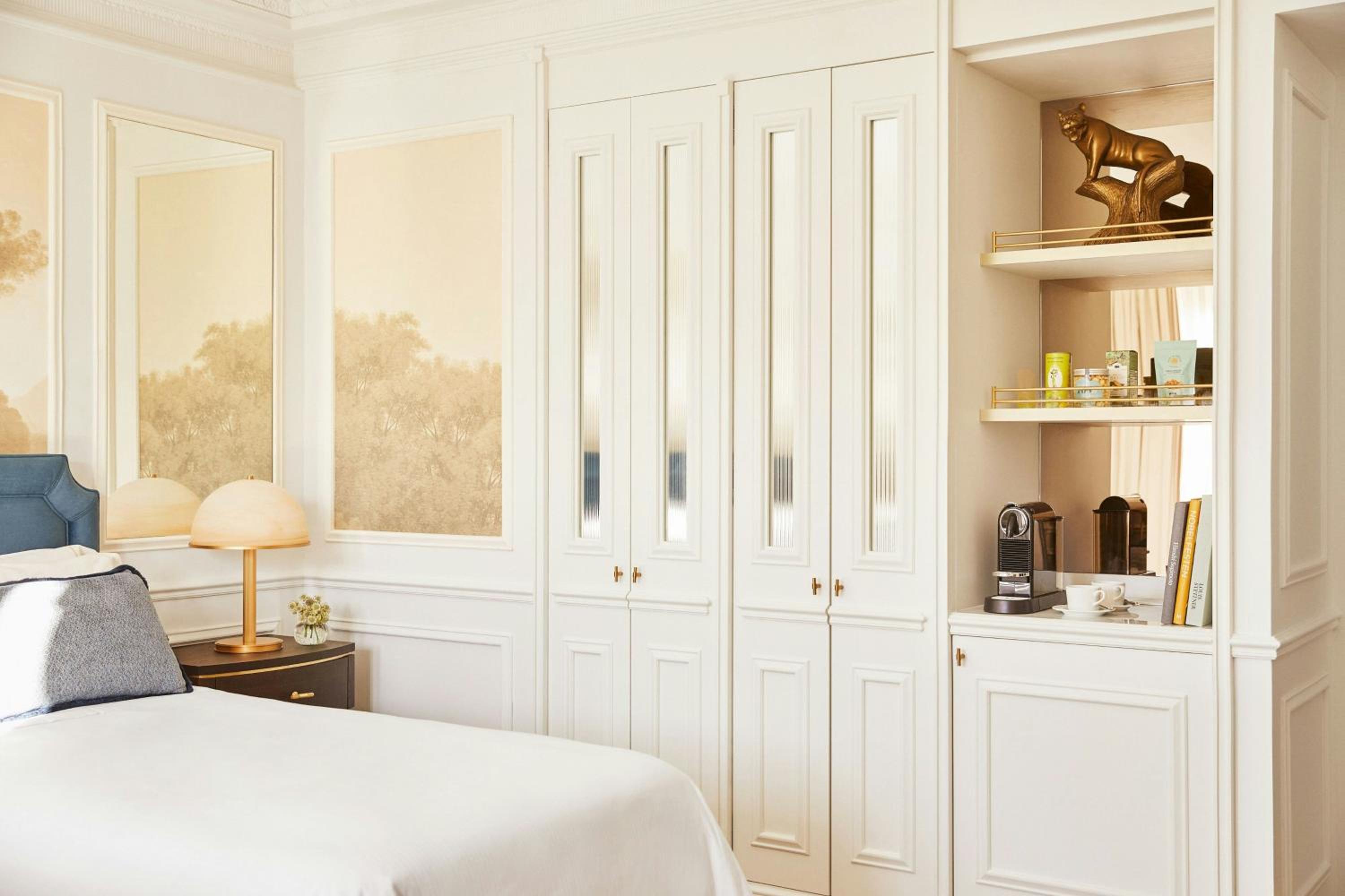 Premium Neptuno Twin Room with Fountain View