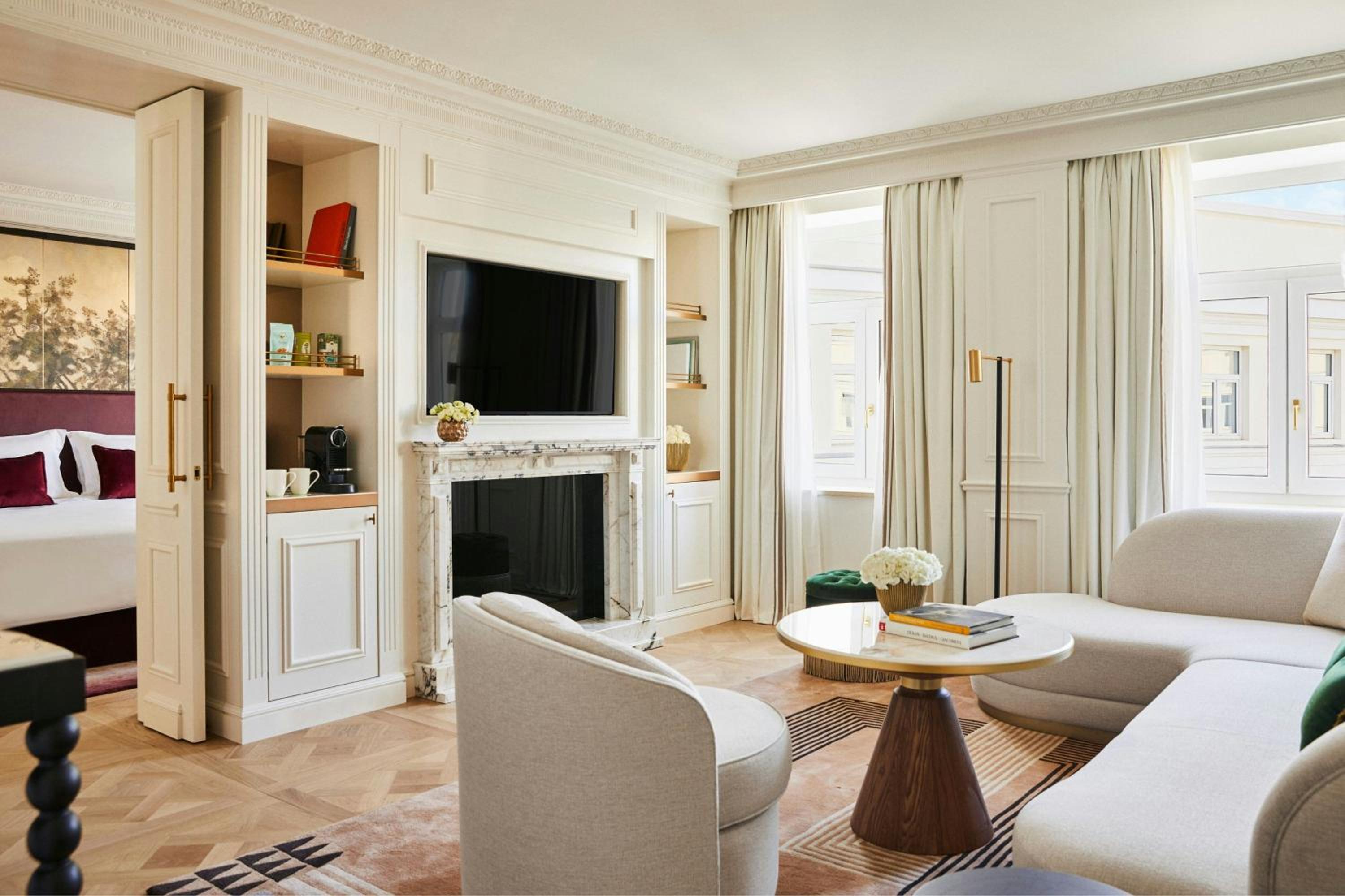 One-Bedroom Palace King Suite