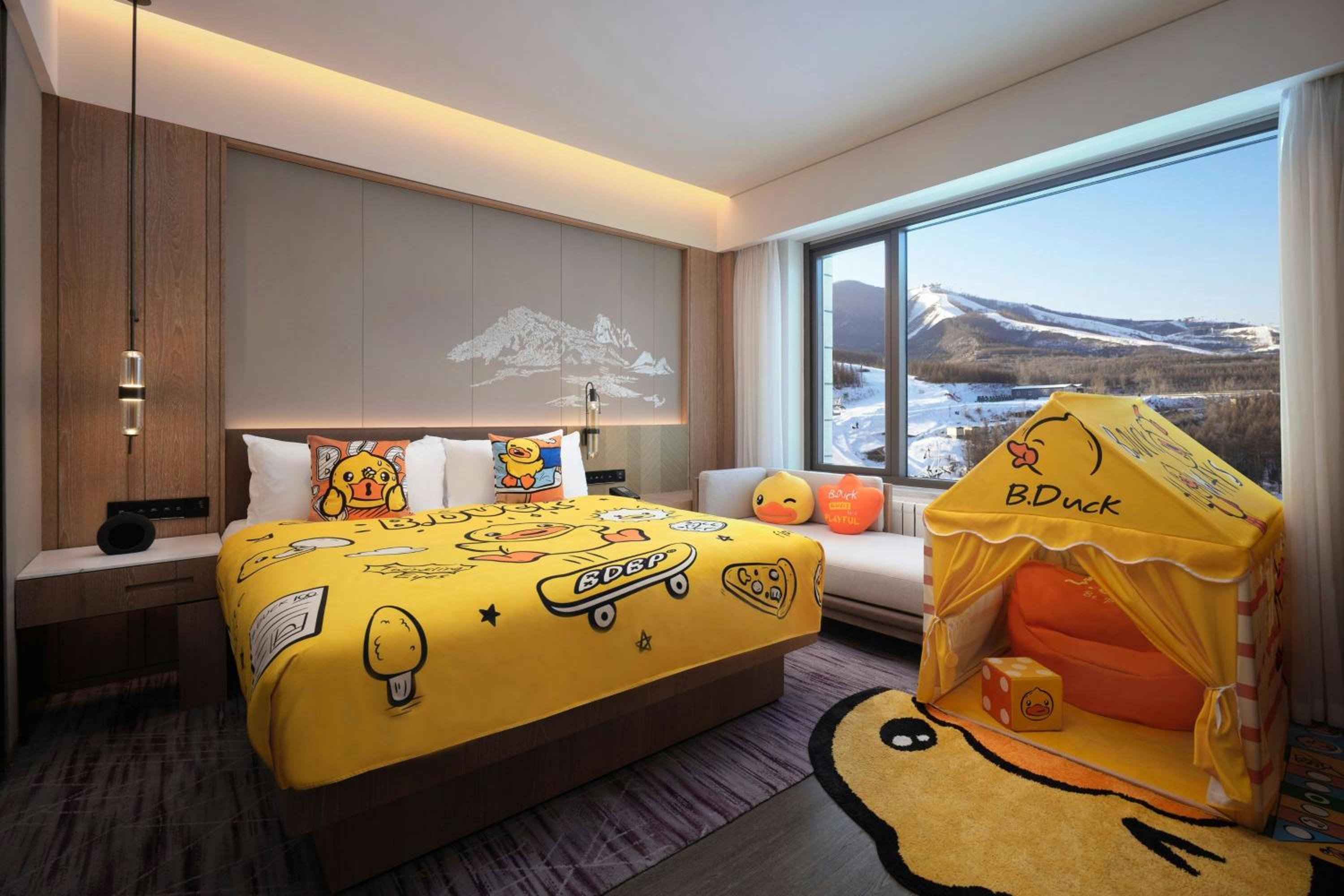 Family King Room with Forest View - Cartoon Theme