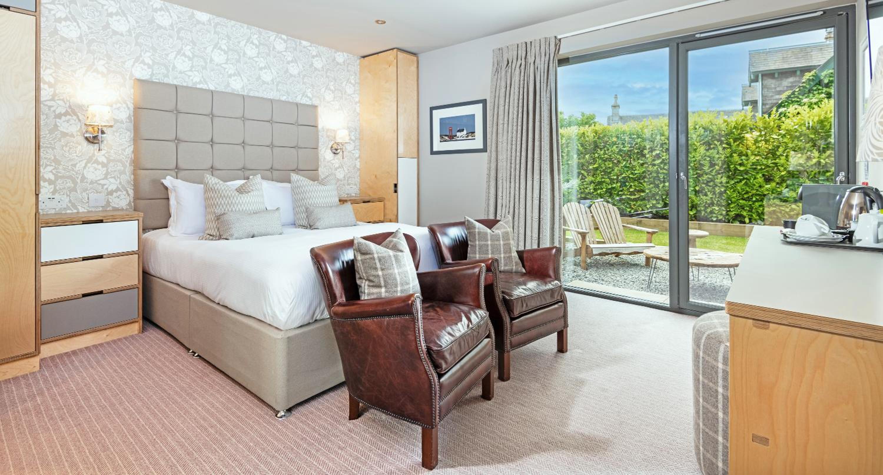 Double Room with Patio photo 1