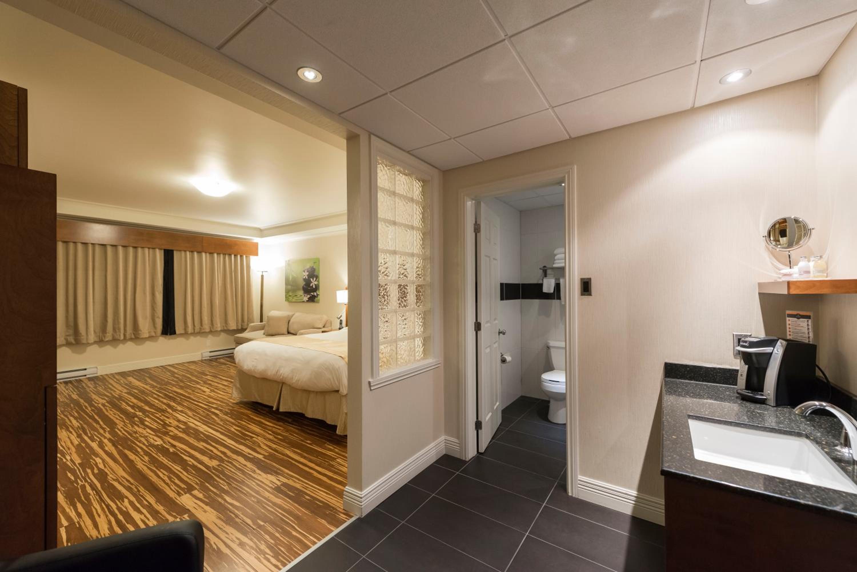 Signature Room