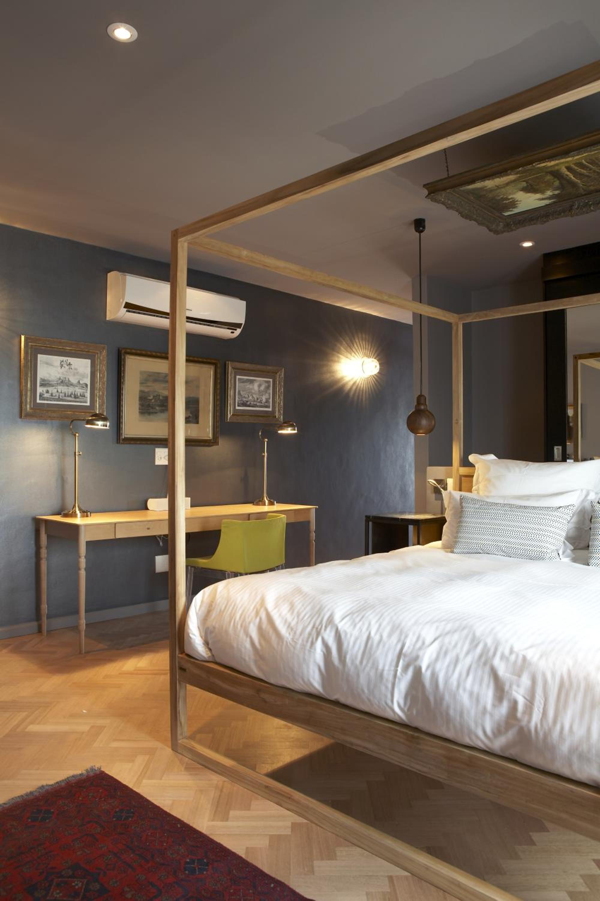 King Room with Mountain View photo 1
