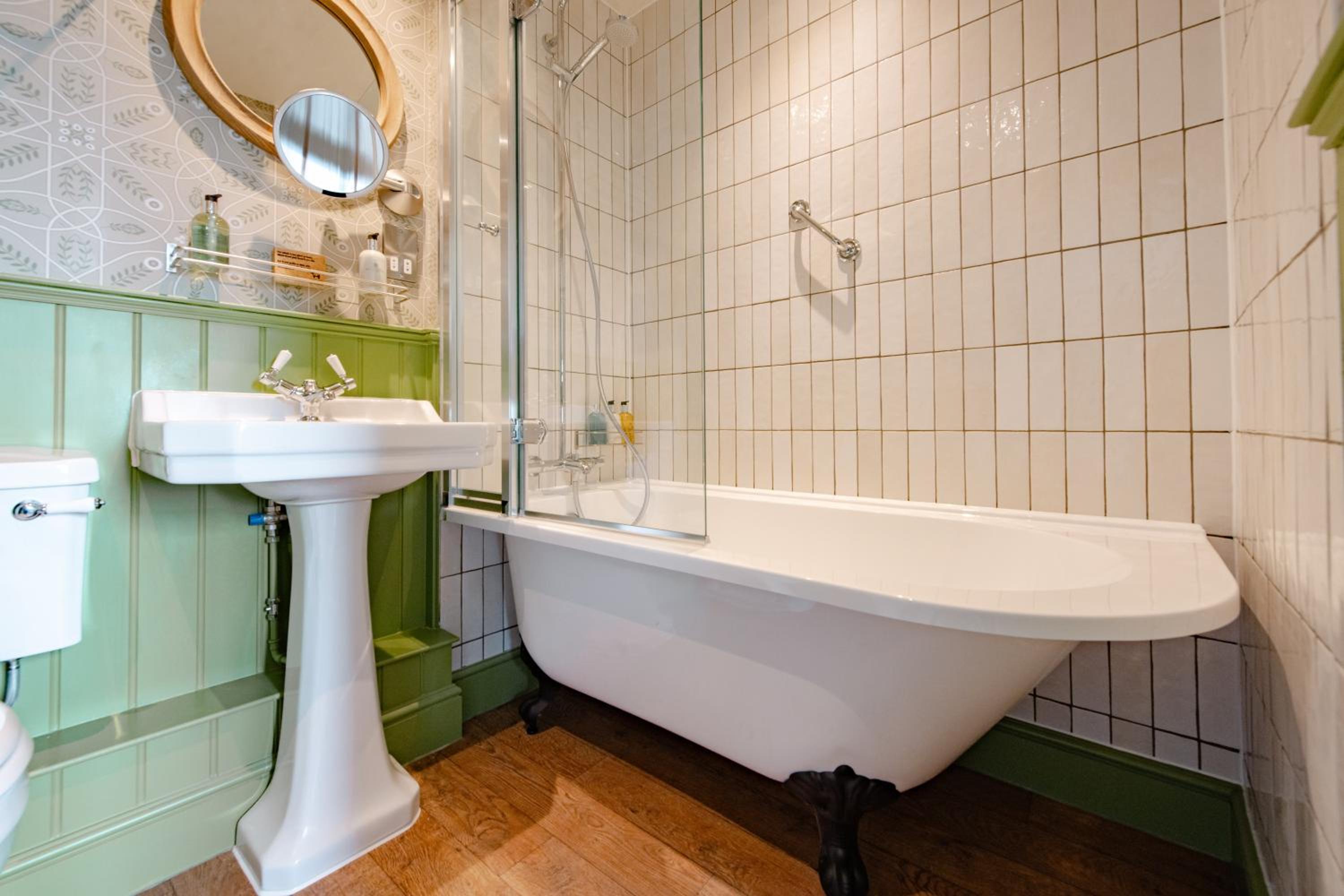 Cozy Double Room - Photo 6