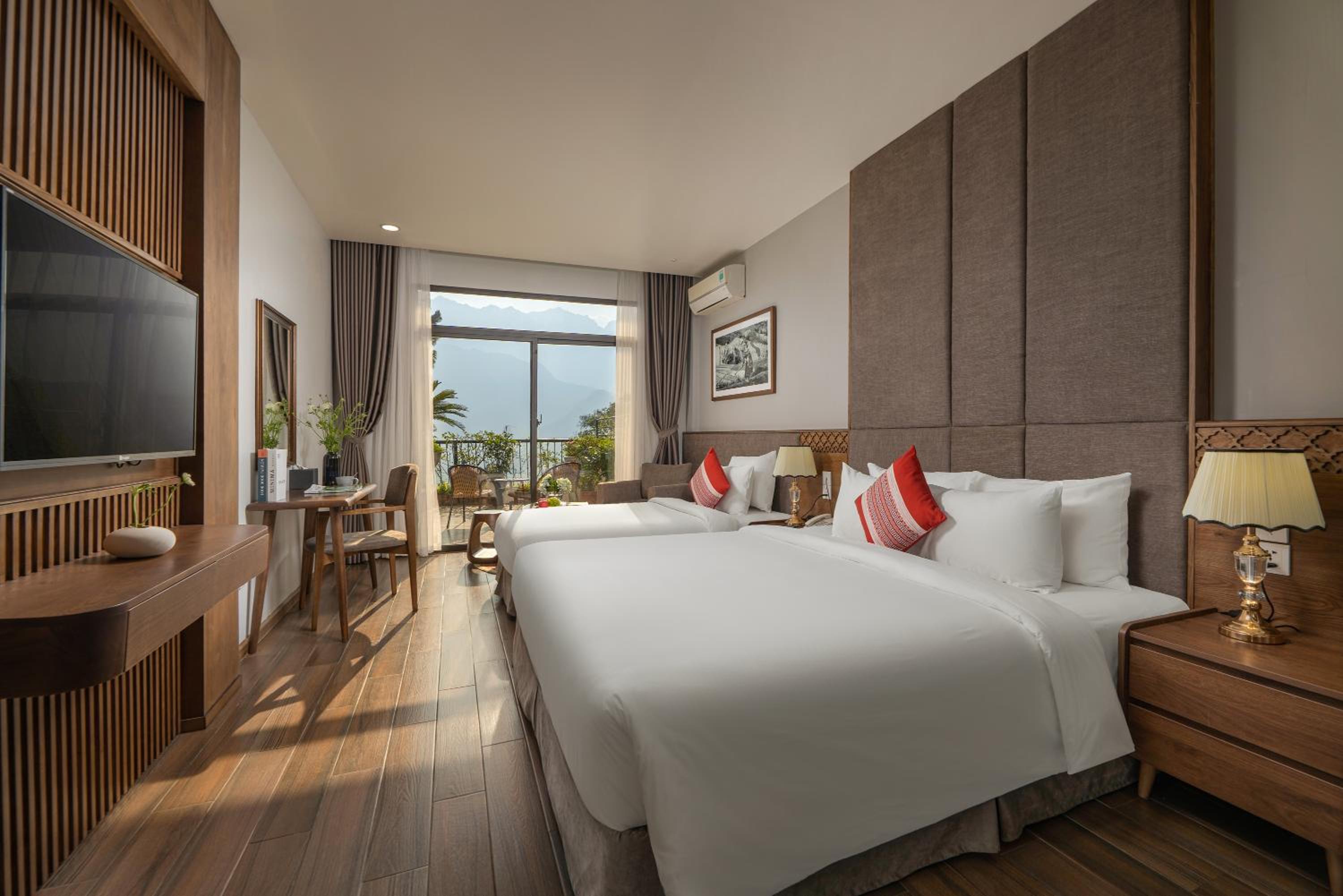 Special Offer - Grand Deluxe Twin Balcony With Mountain View - Photo 4