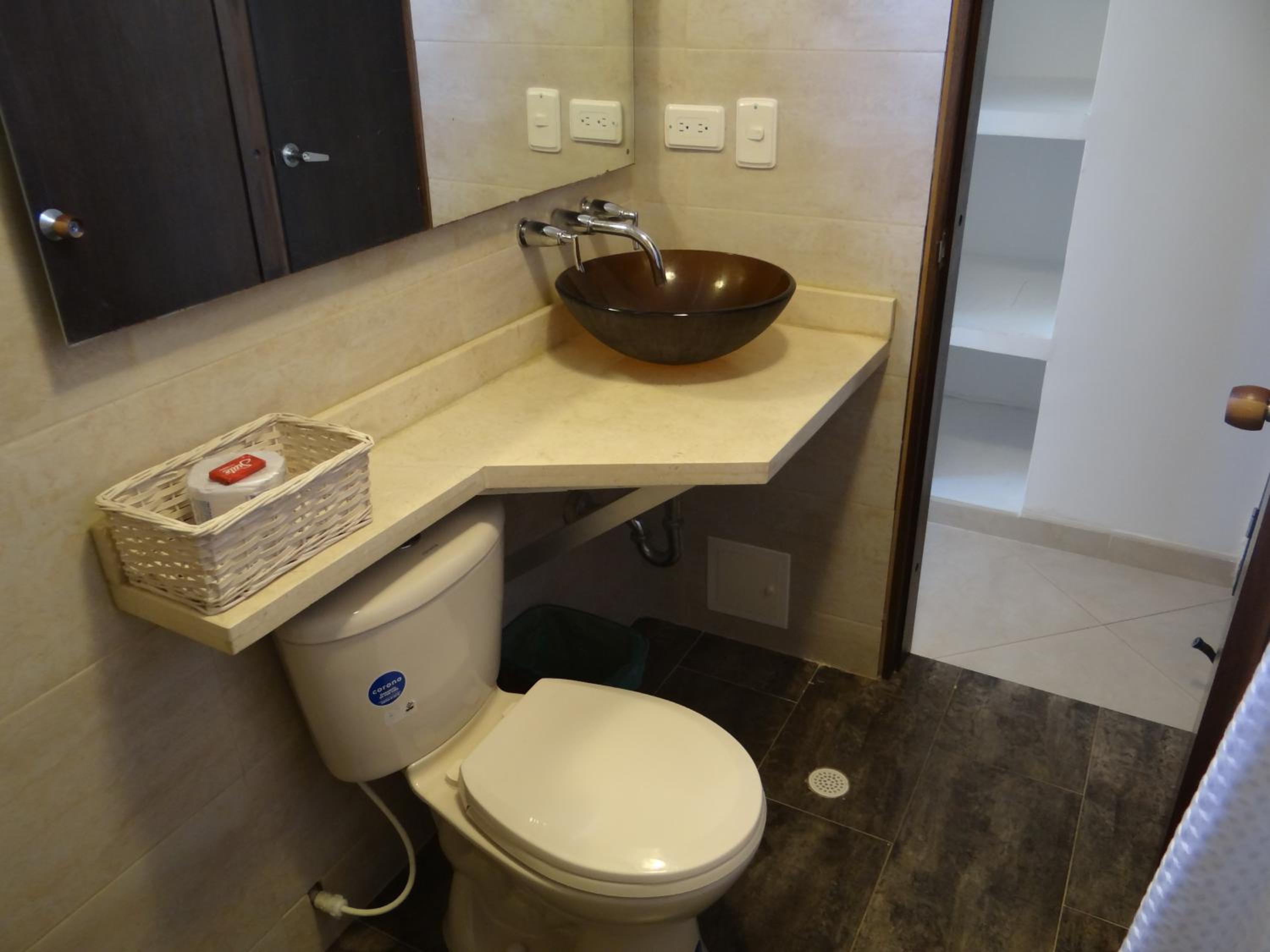 Double Room With Private Bathroom photo 3