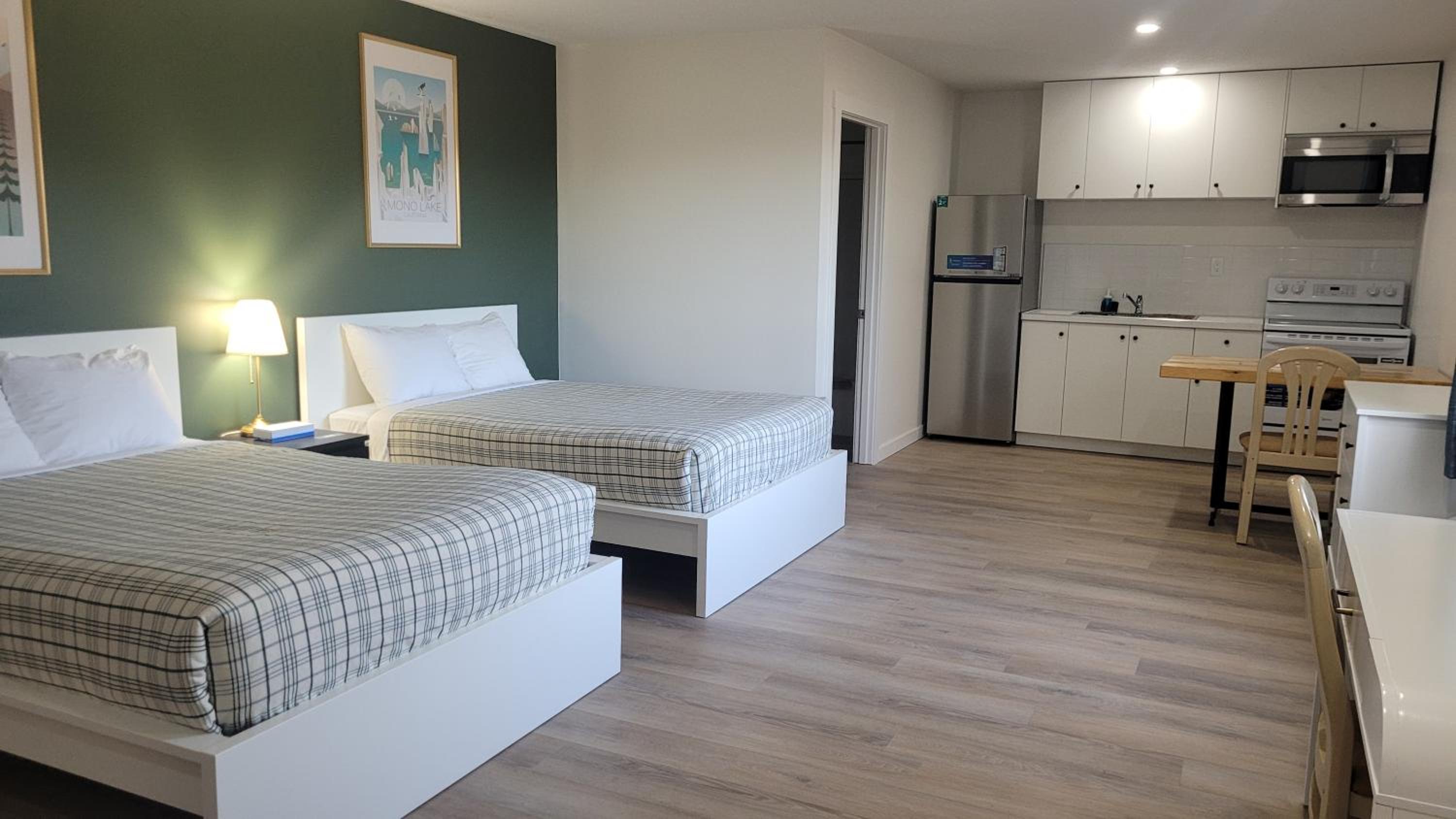 Deluxe Room - Photo 4