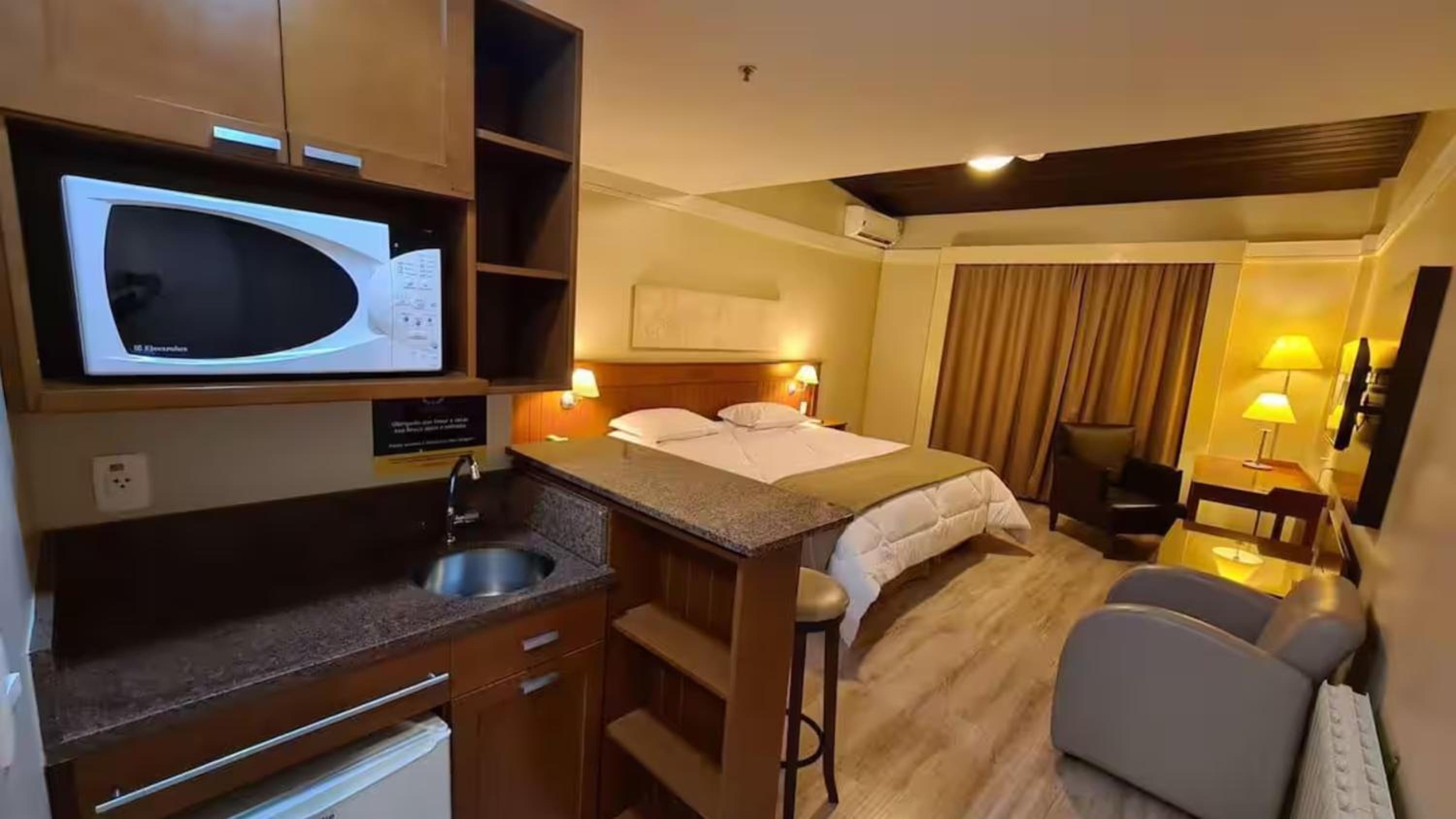 Standard Triple Room photo 2
