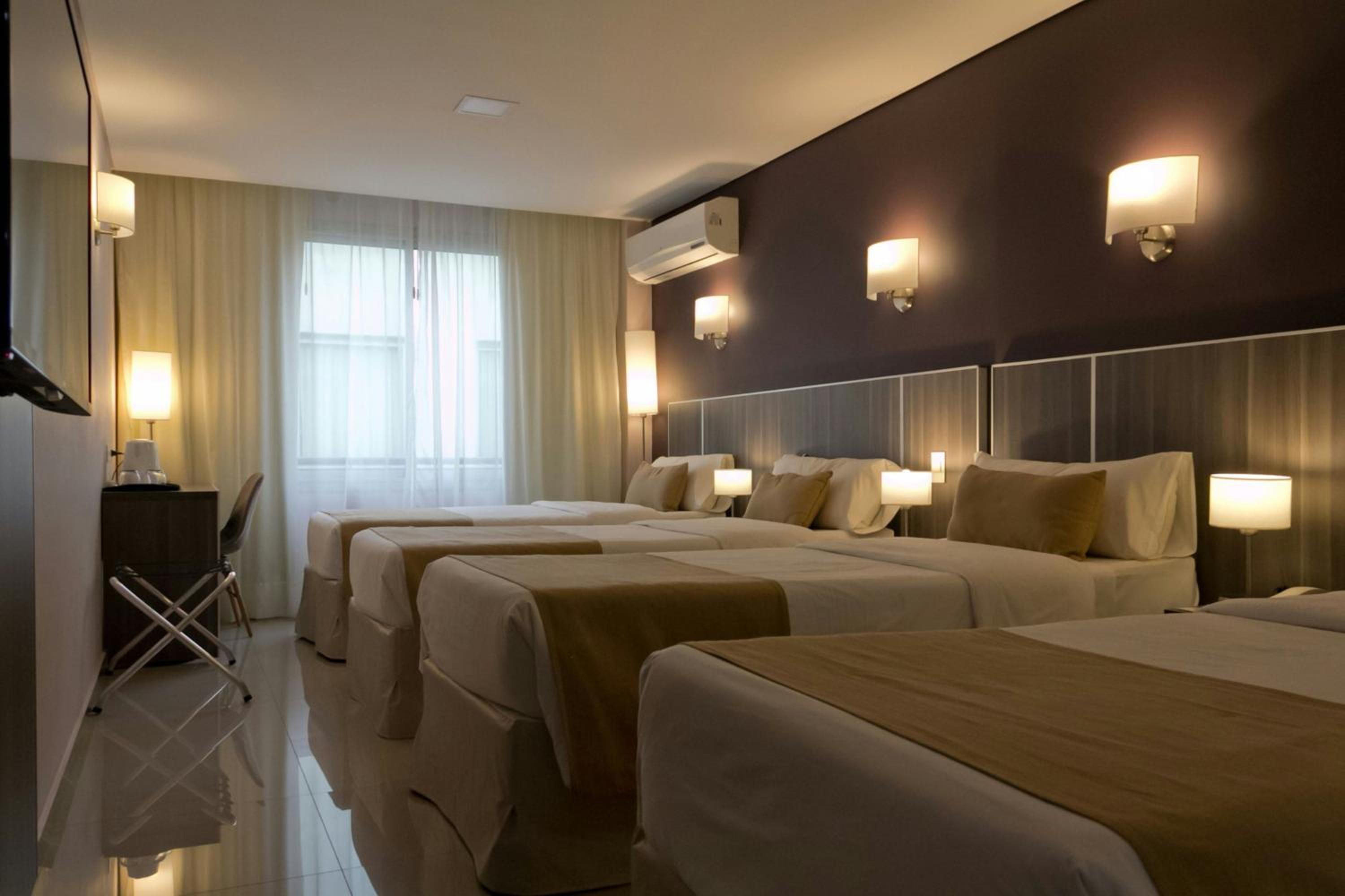 Superior Twin Room with Four Twin Beds - Limited View