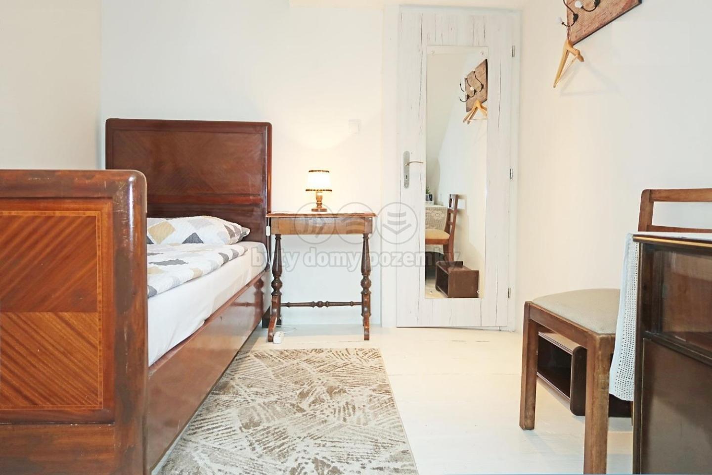 Three-Bedroom Apartment - High Floor photo 3