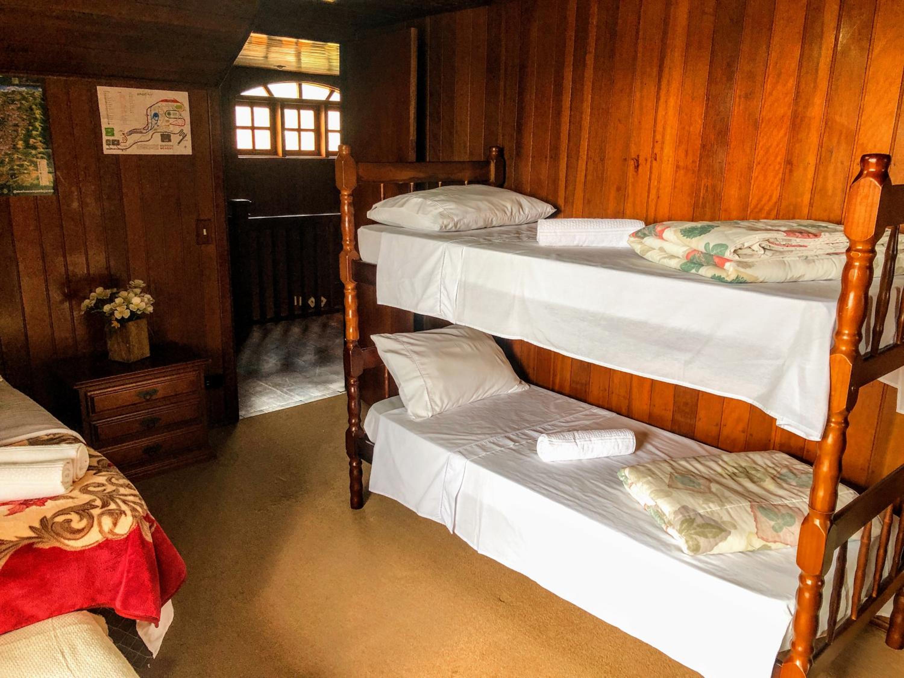 Quadruple Room with Mountain View photo 1