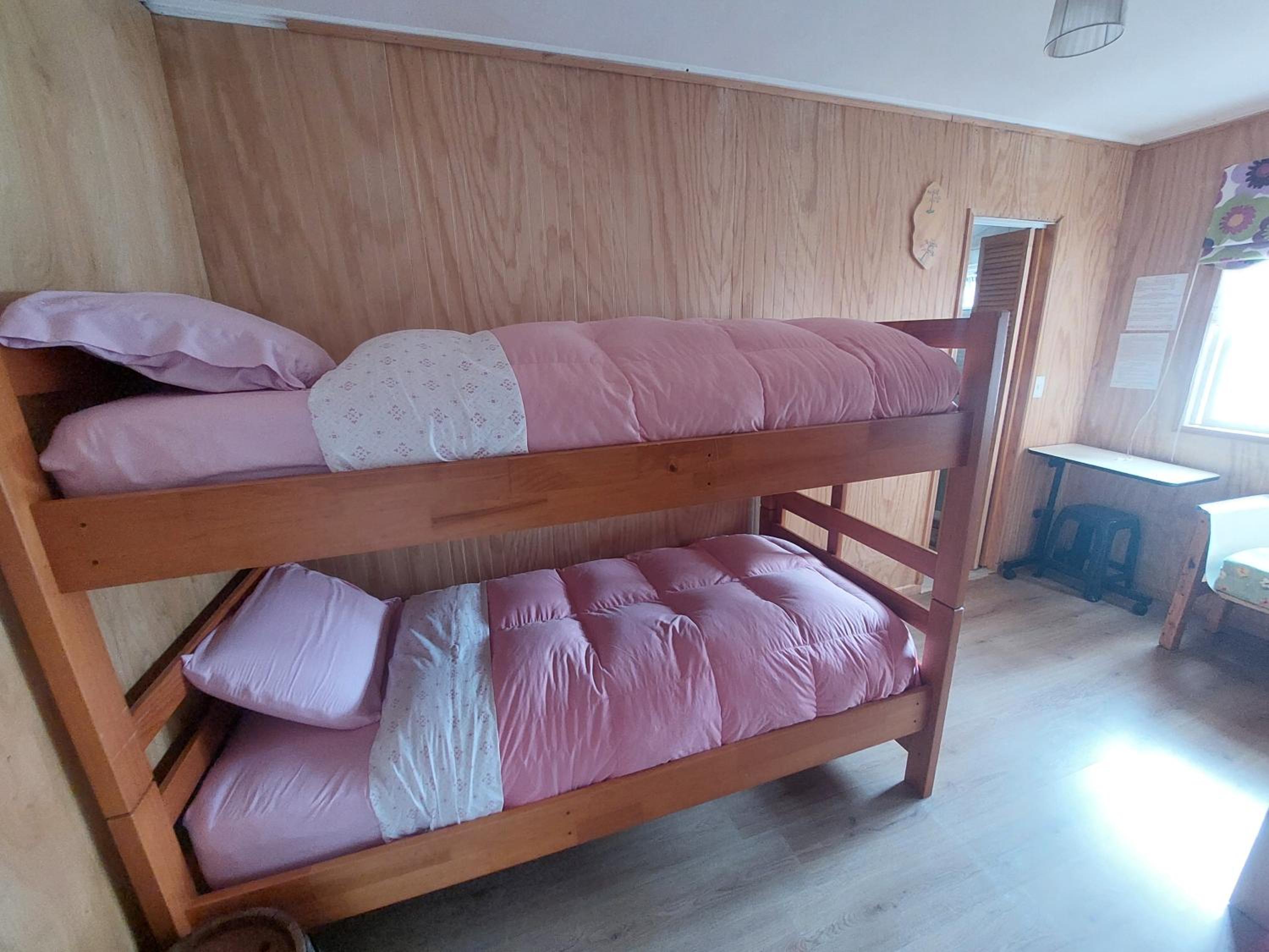 Female Dormitory Room photo 2