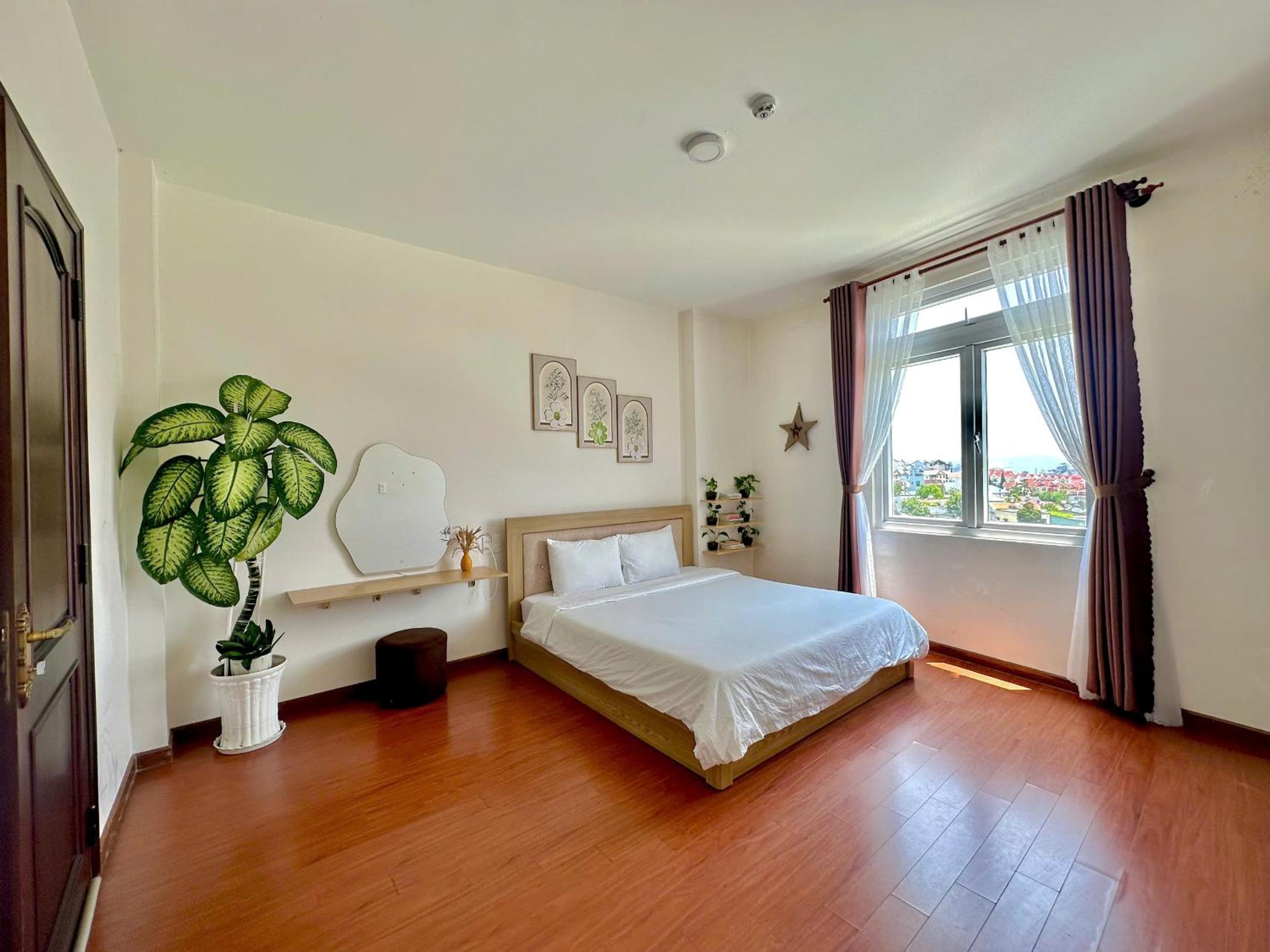 Double Room with Mountain View