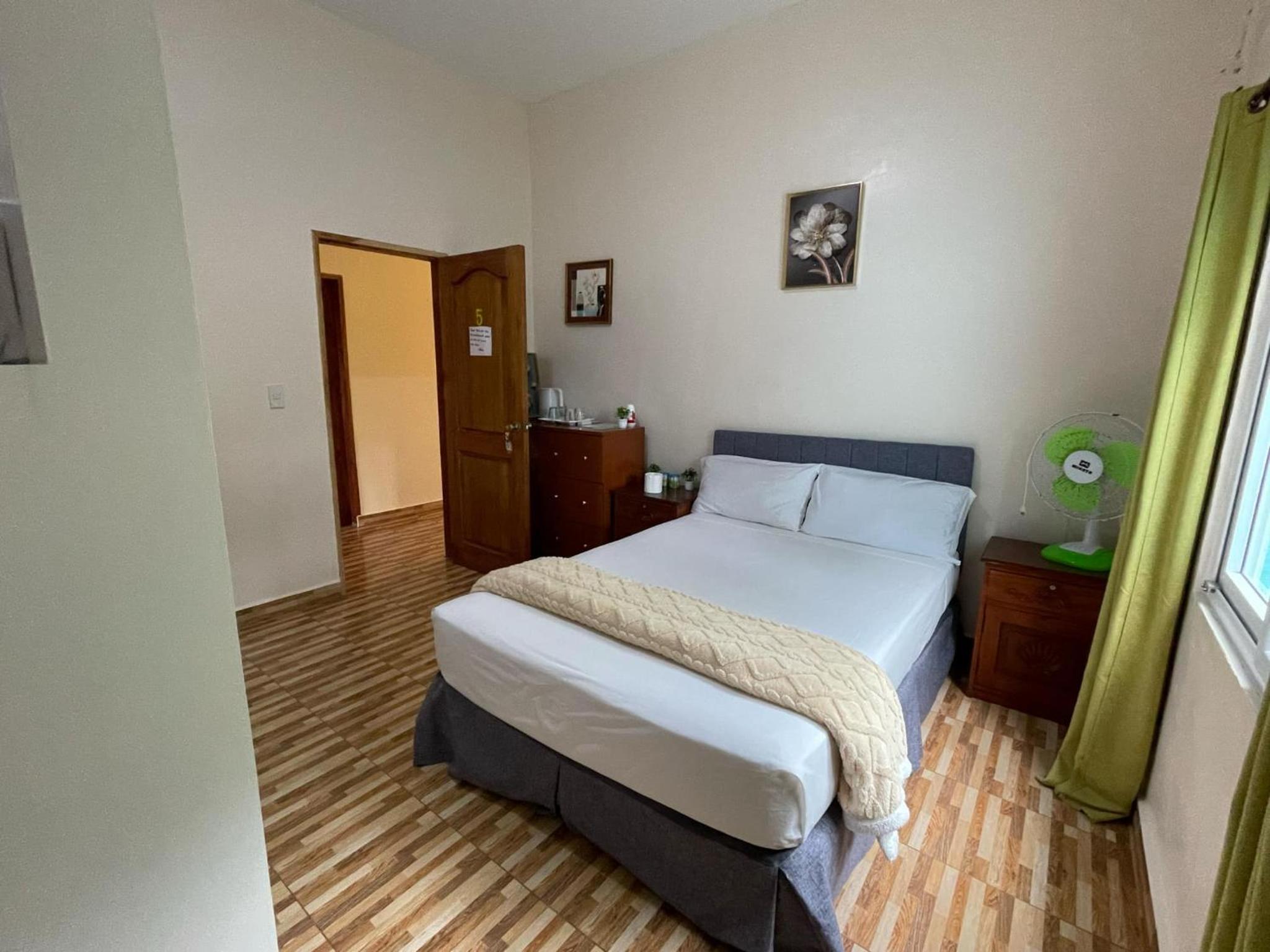 Deluxe Family Room - Photo 6