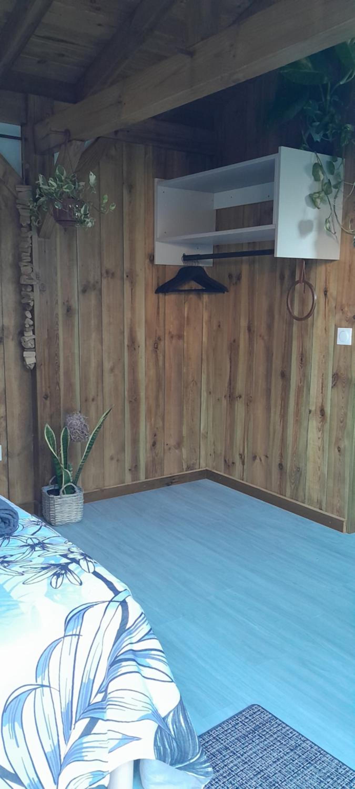 Double Room with Private Bathroom - Photo 3