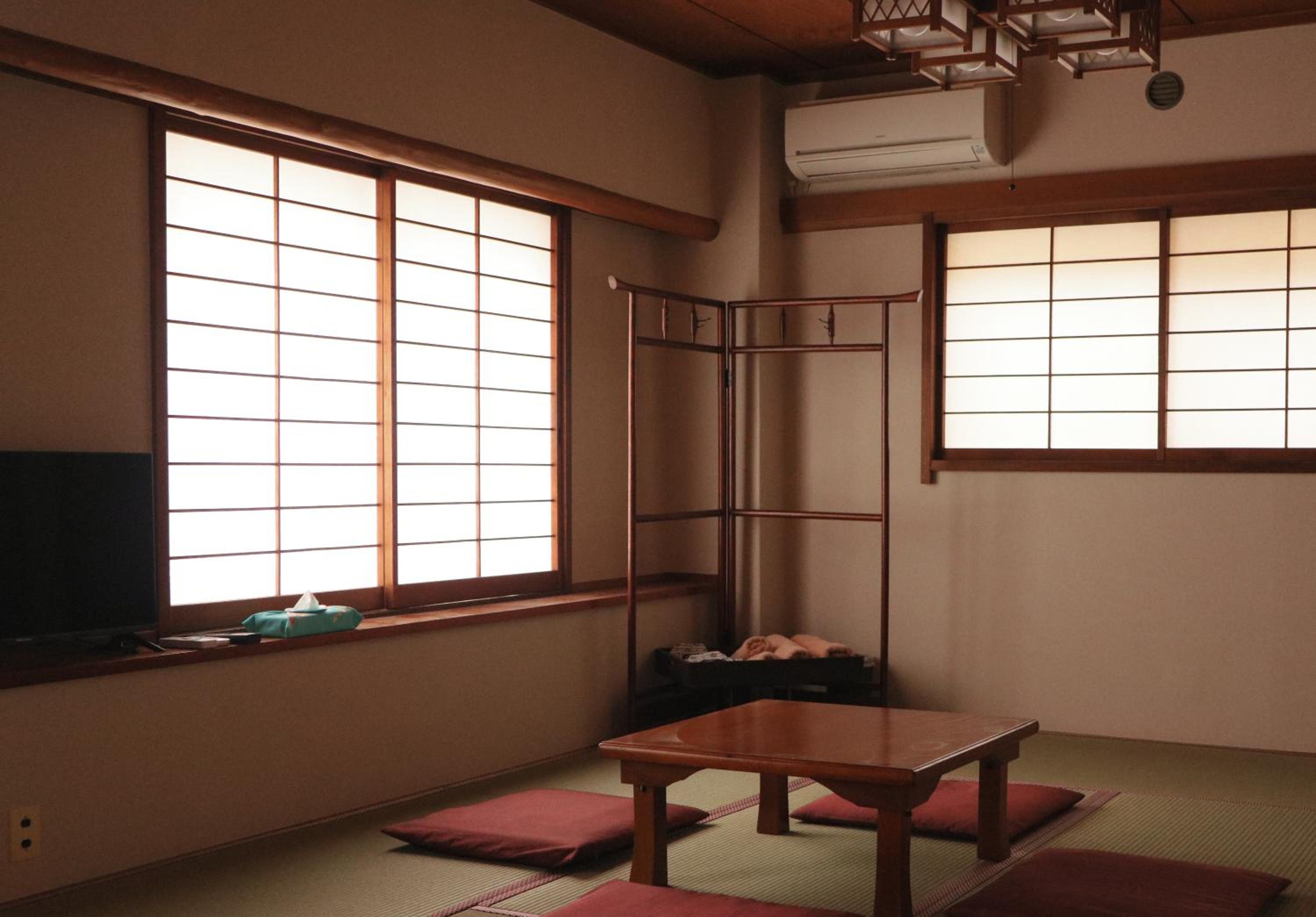 Japanese-Style Quadruple Room photo 2