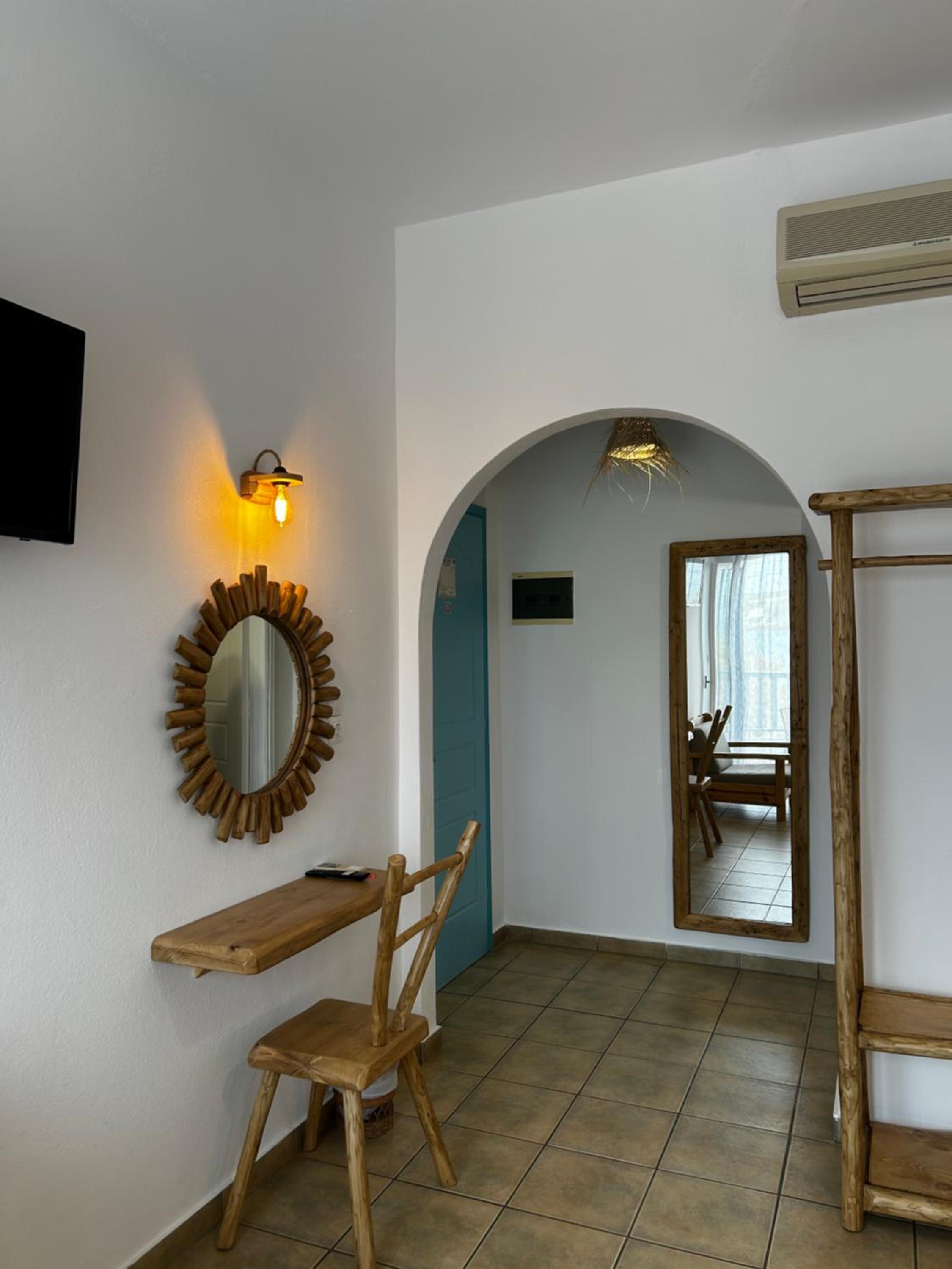 Deluxe Double Room with Balcony and Sea View