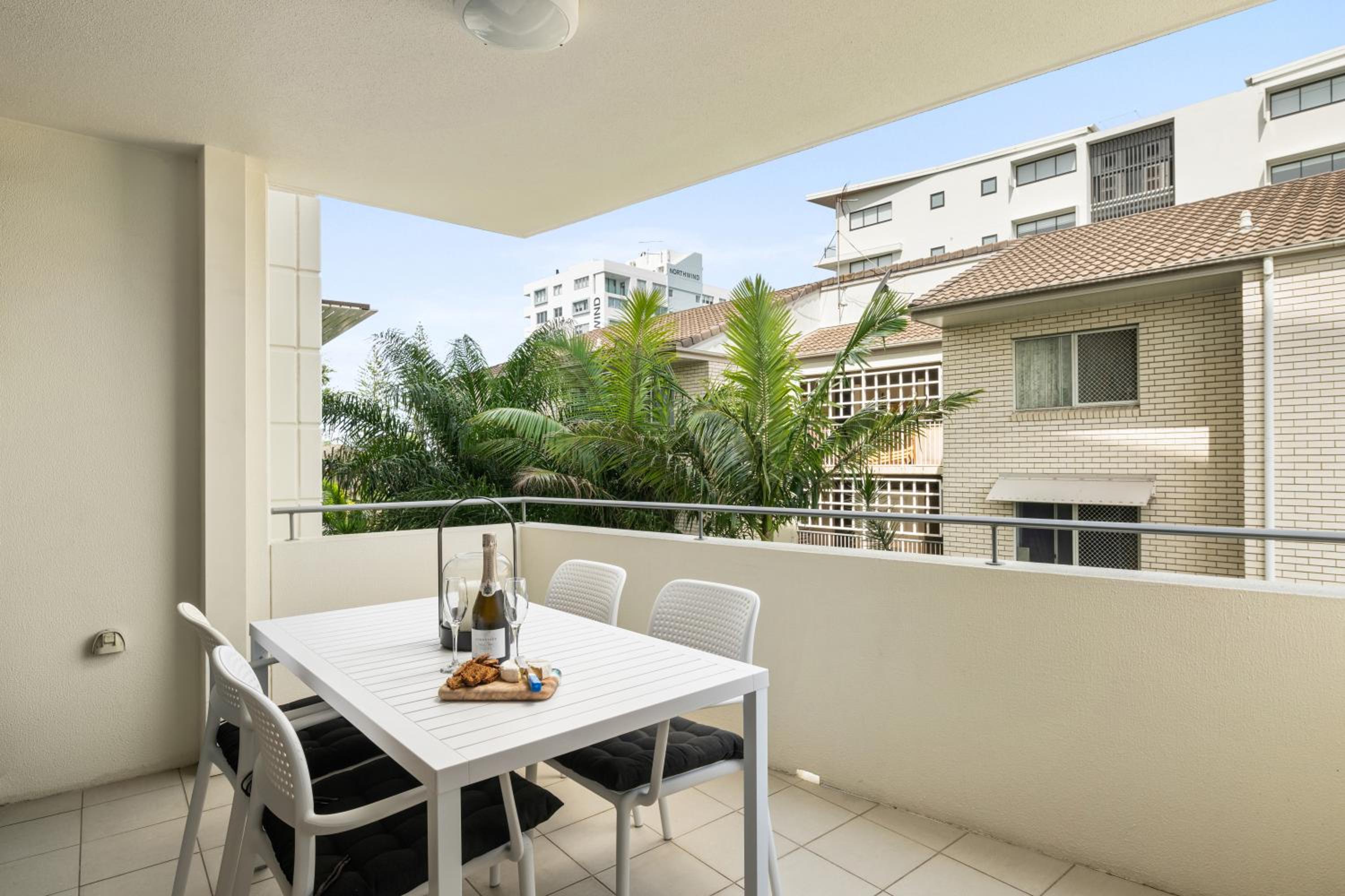One Bedroom Executive Apartment - Photo 10