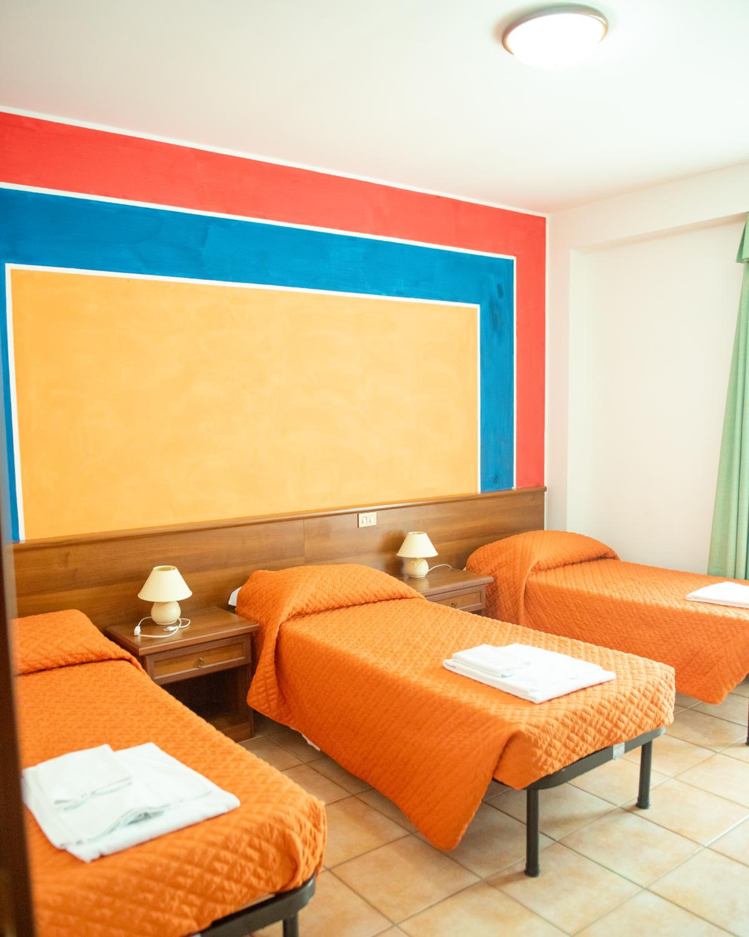 Triple Room