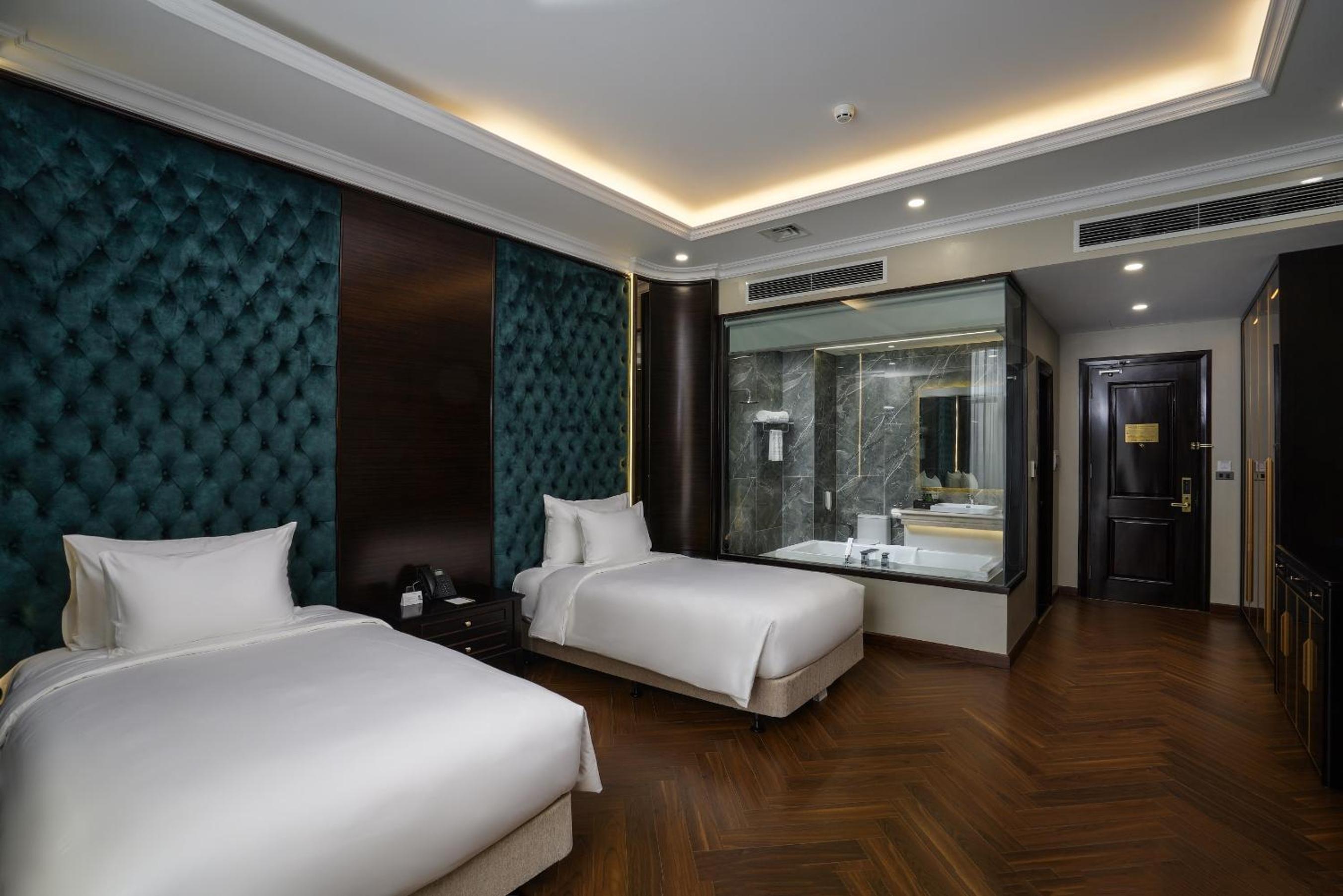 Deluxe Twin Room photo 1