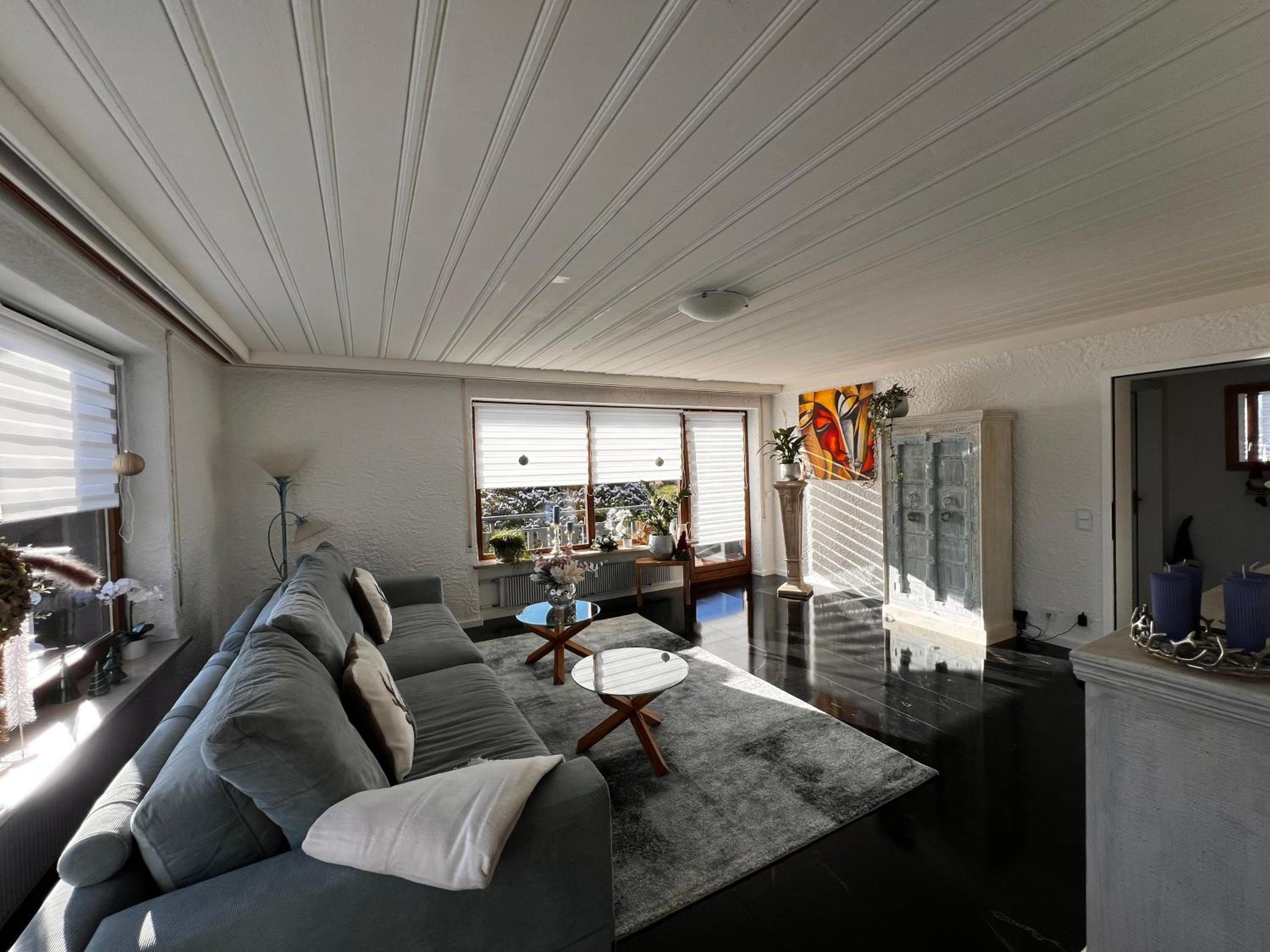 Two-Bedroom Apartment with View photo 2