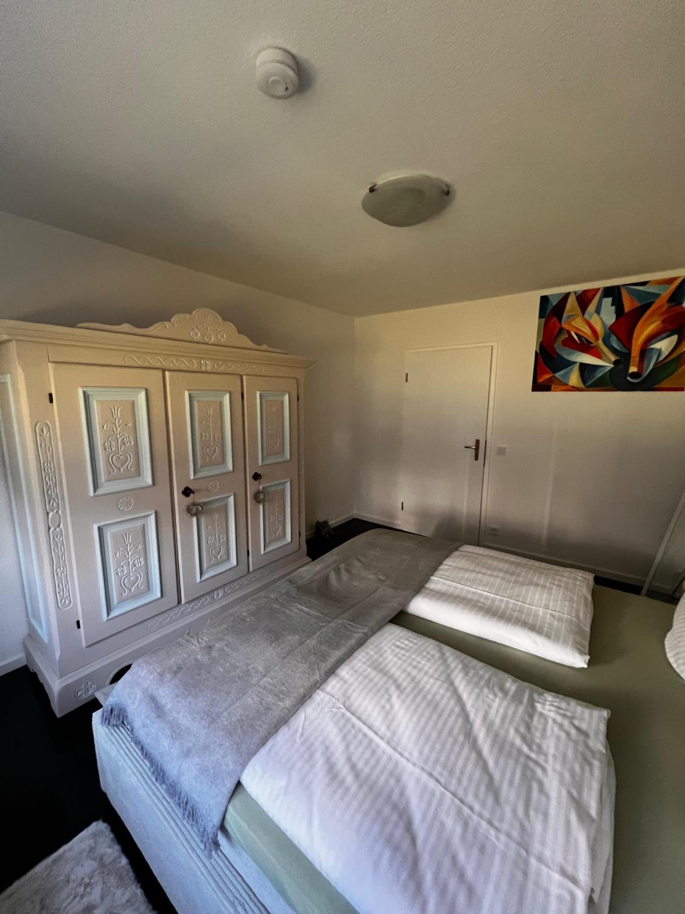 Two-Bedroom Apartment with View photo 3