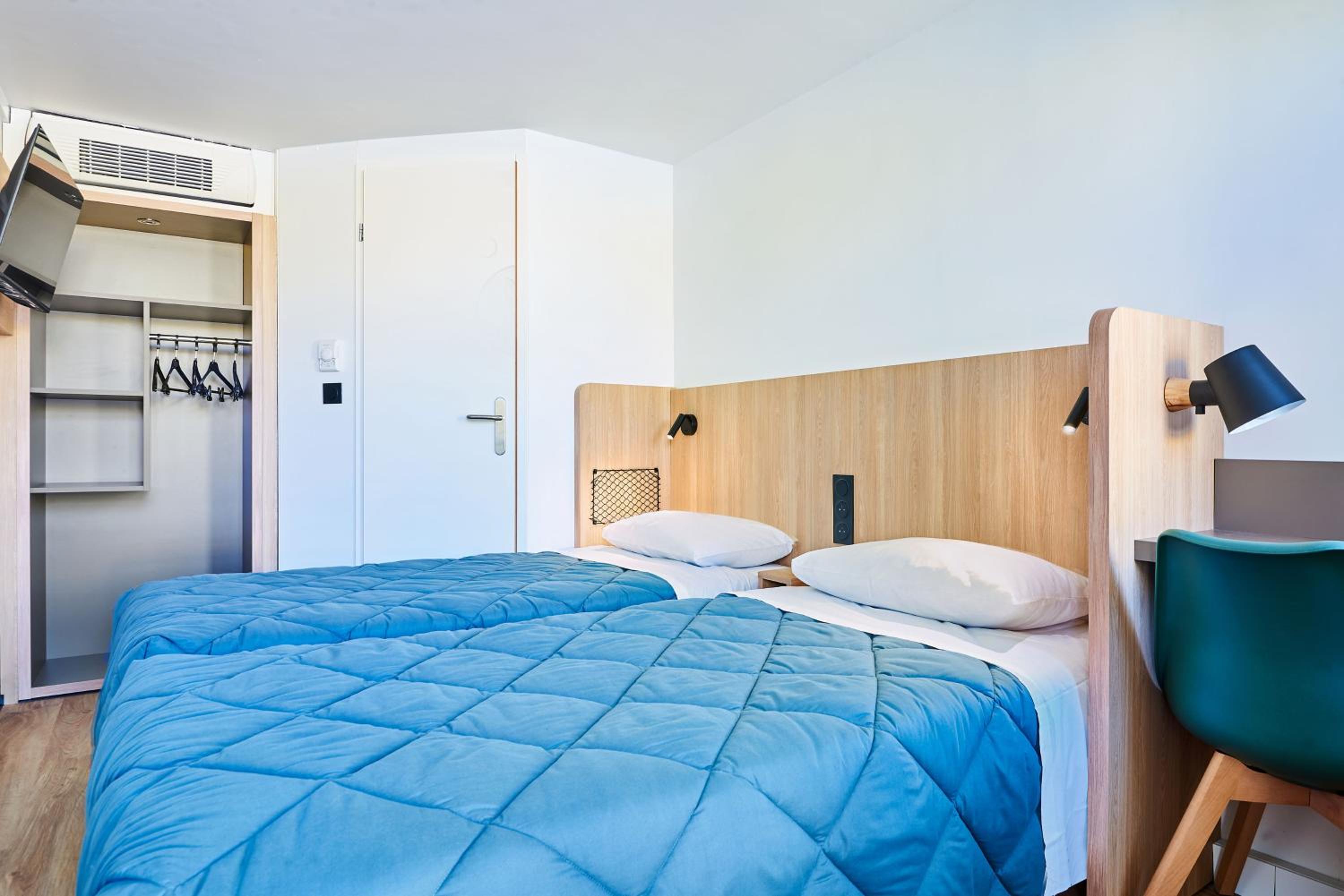 Standard Room - 2 Single Beds - Photo 2