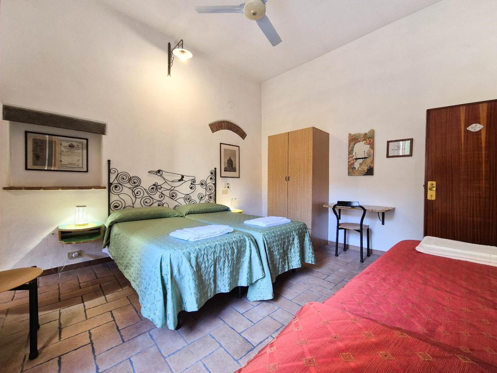 Triple Room - Photo 3